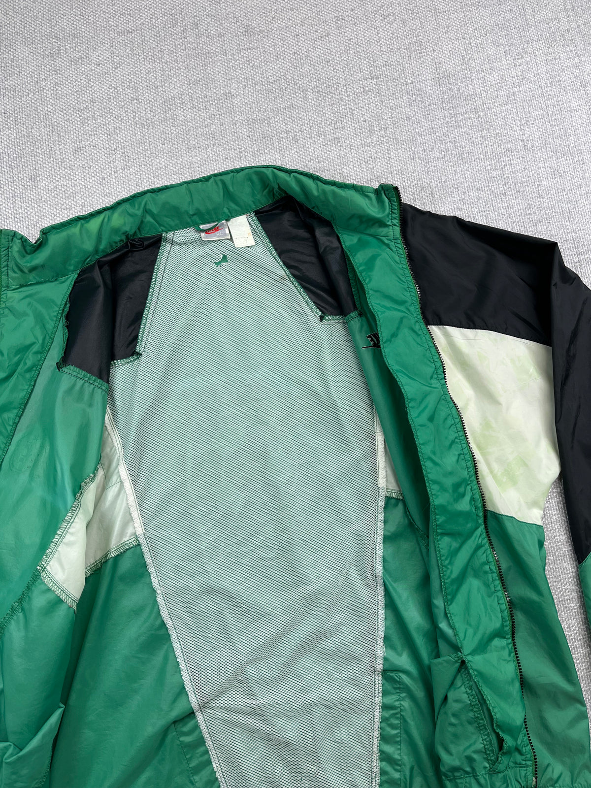 90’s Nike Soccer Windbreaker