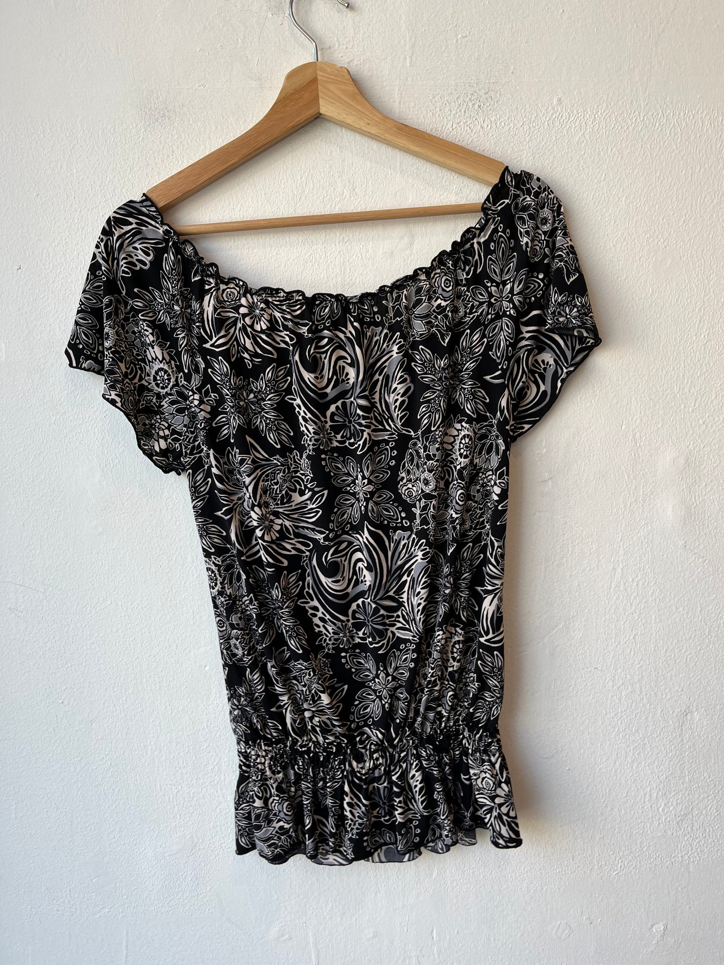 Y2K Black+White Floral Blouse