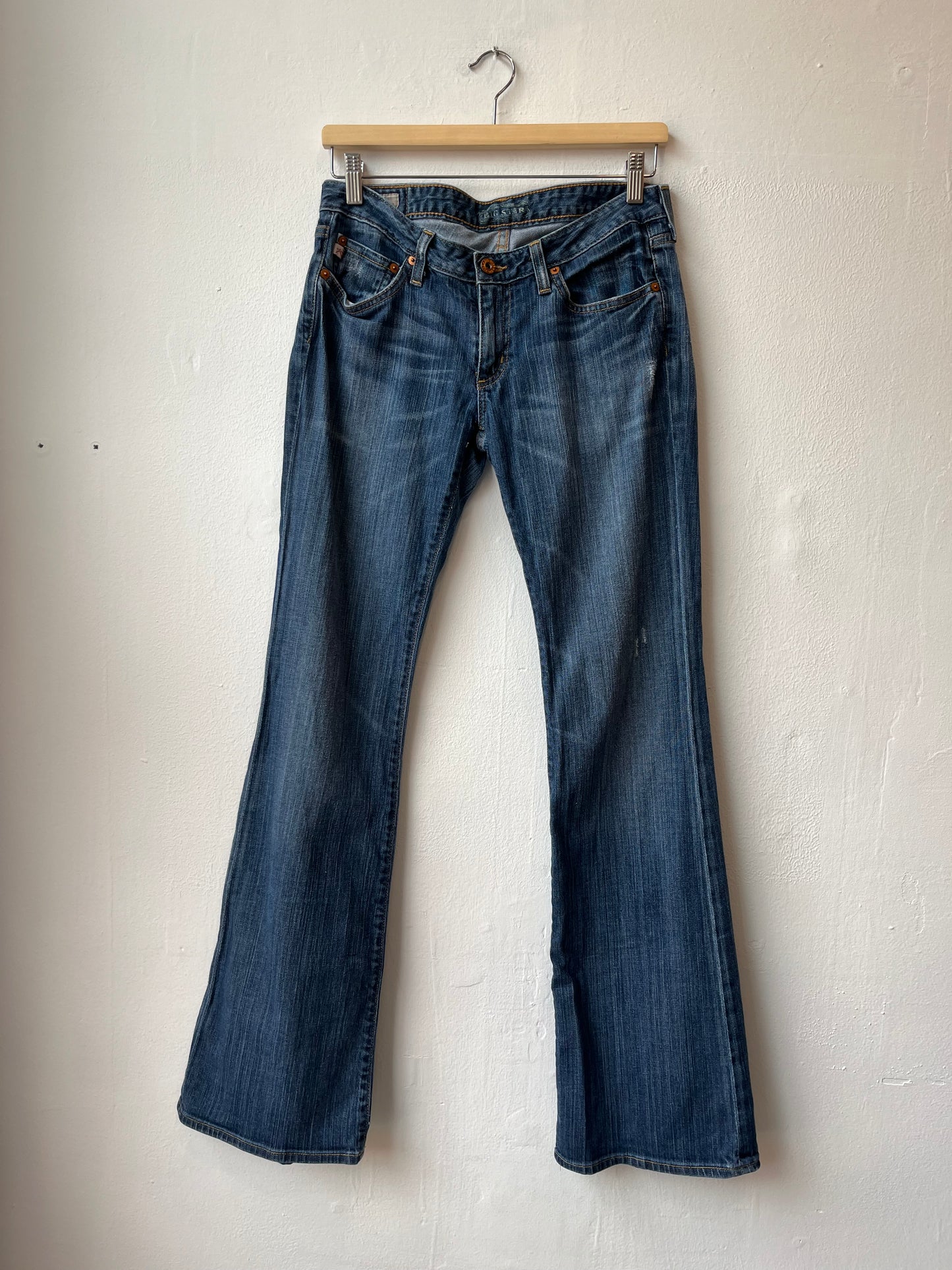 Y2K Low Rise Flare Jeans 31”