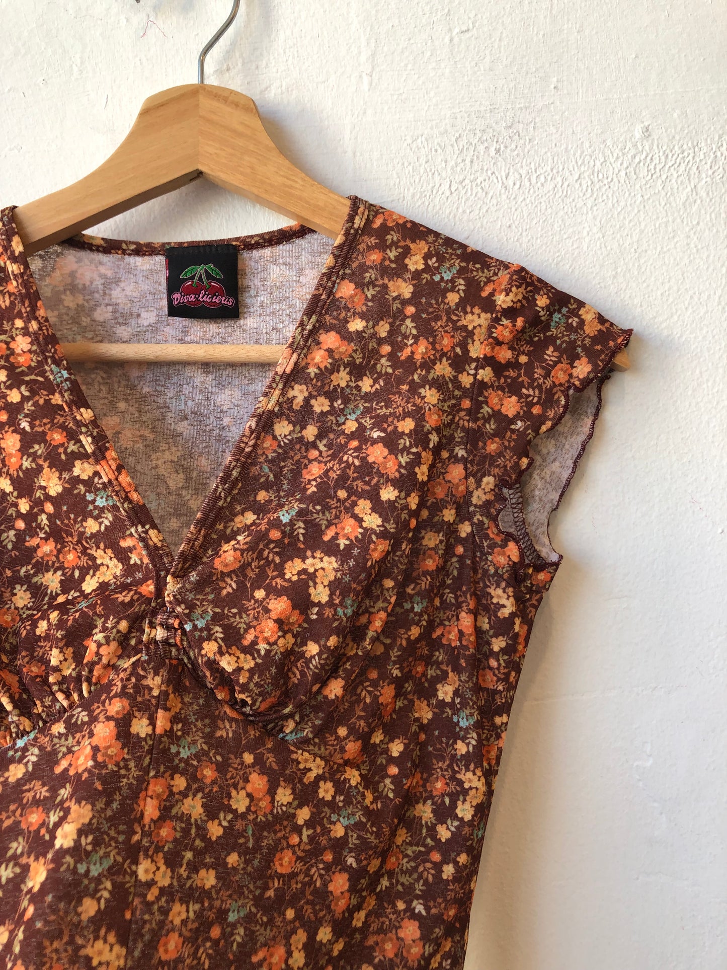 90's Floral V Neck Top