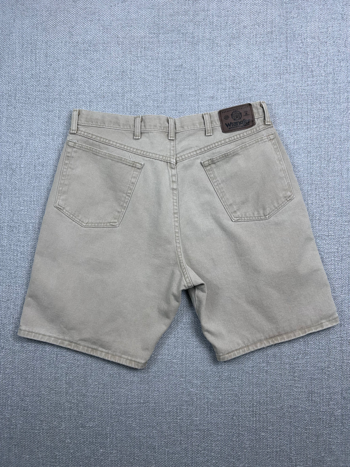 90's Wrangler Tan Denim Shorts 34"