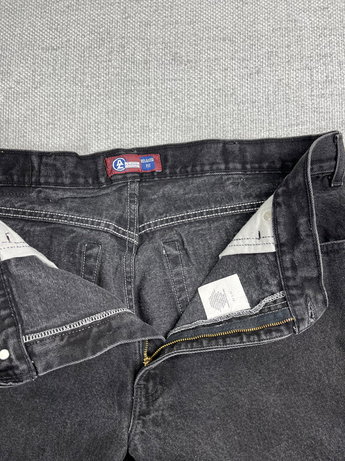Y2K Arizona Relaxed Fit Jeans 36"