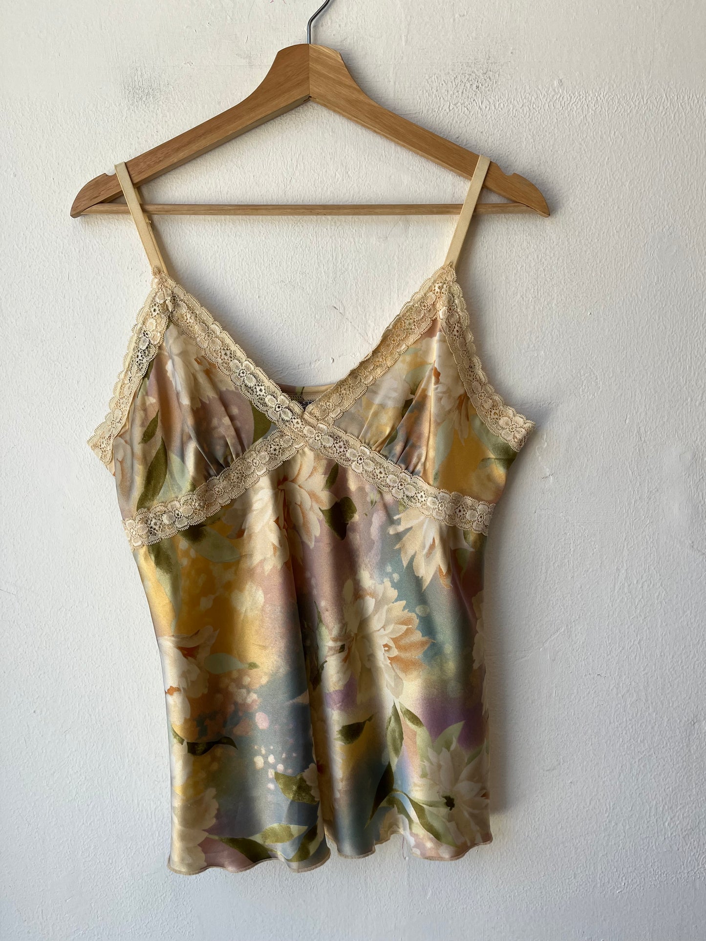90's Lace Floral Camisole