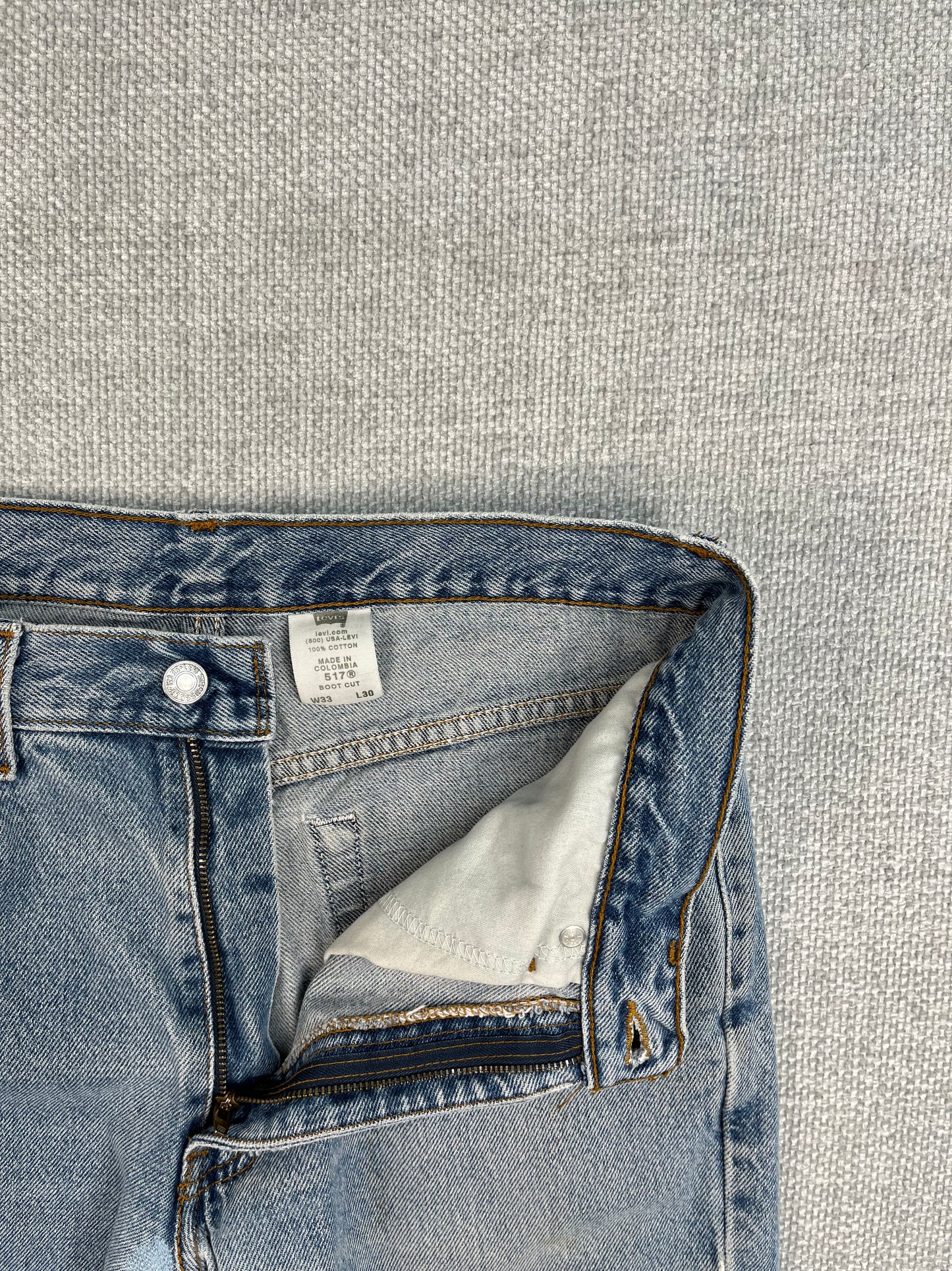 Y2K Levi's 517 31"