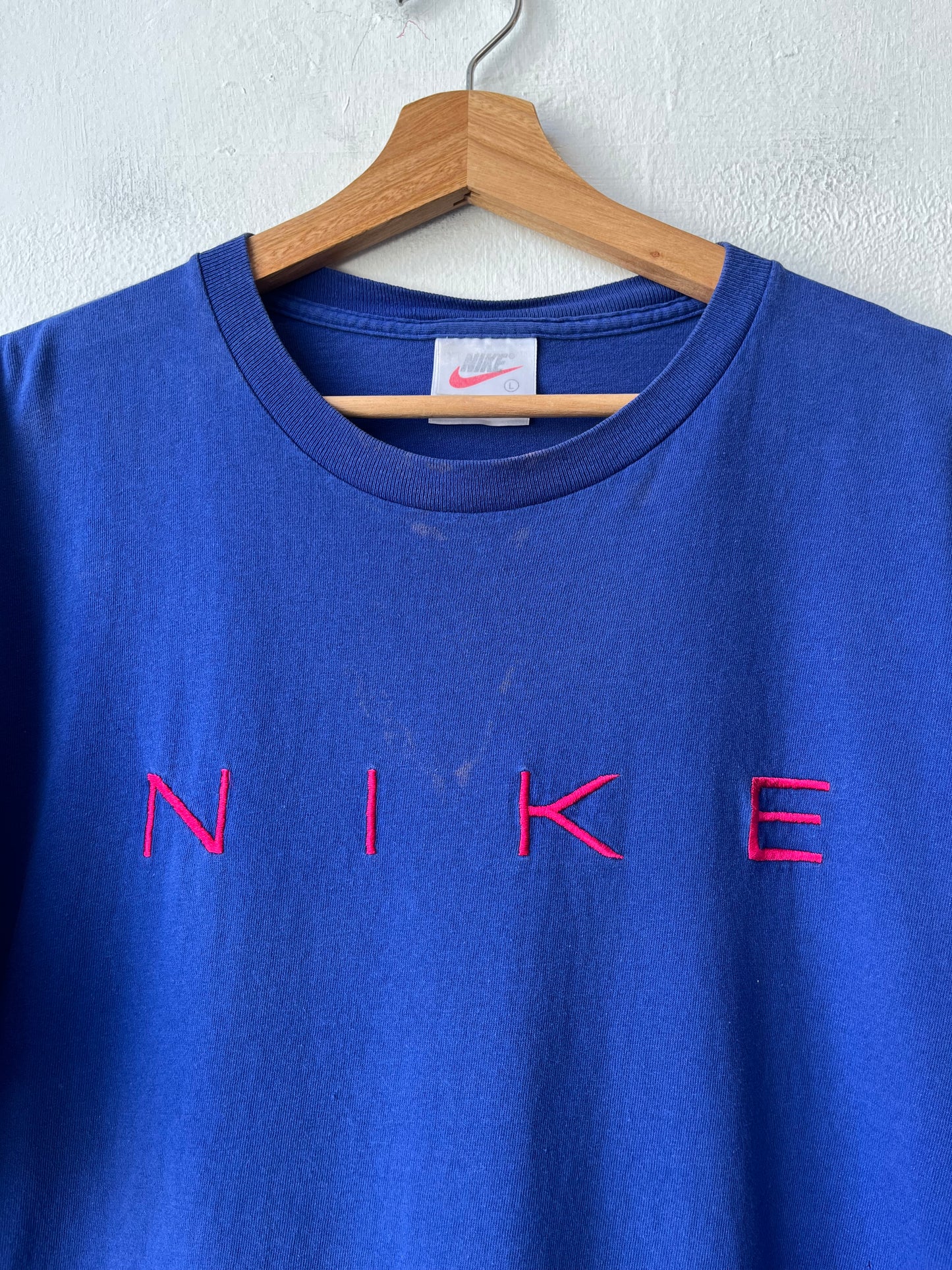 90's Nike Embroidered T-Shirt
