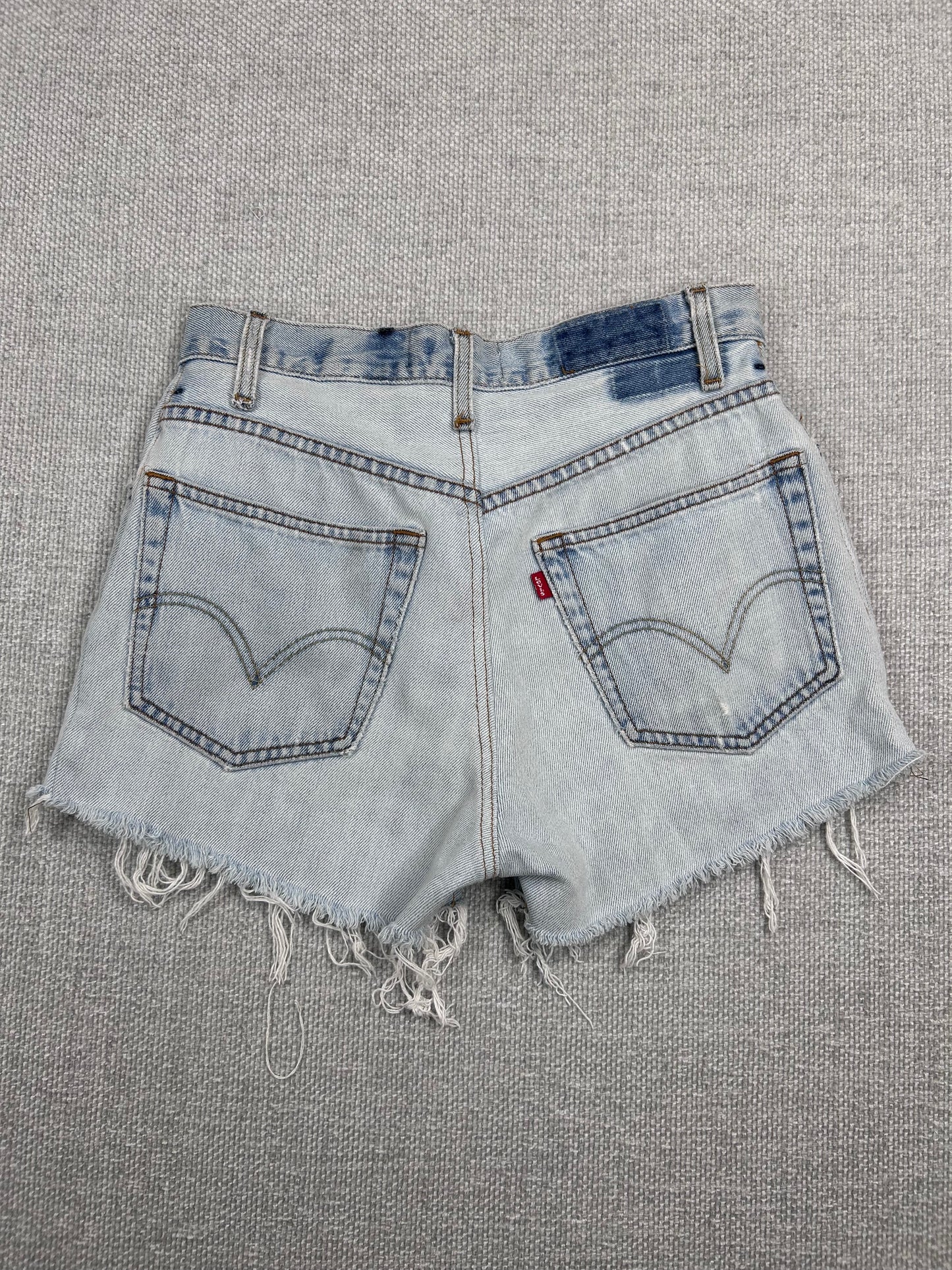 Y2K Levi's 505 Cutoff Shorts 28"