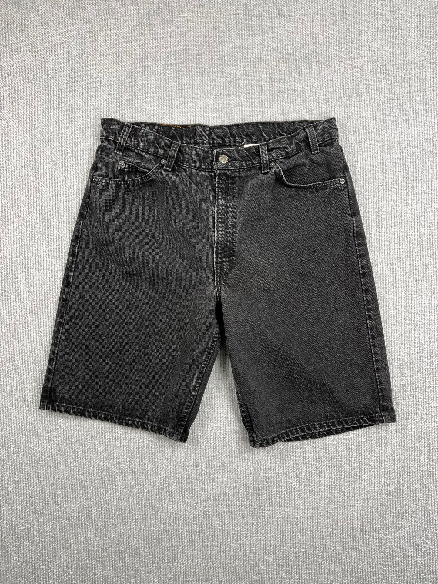 90's Levi's Black Denim Shorts 34"