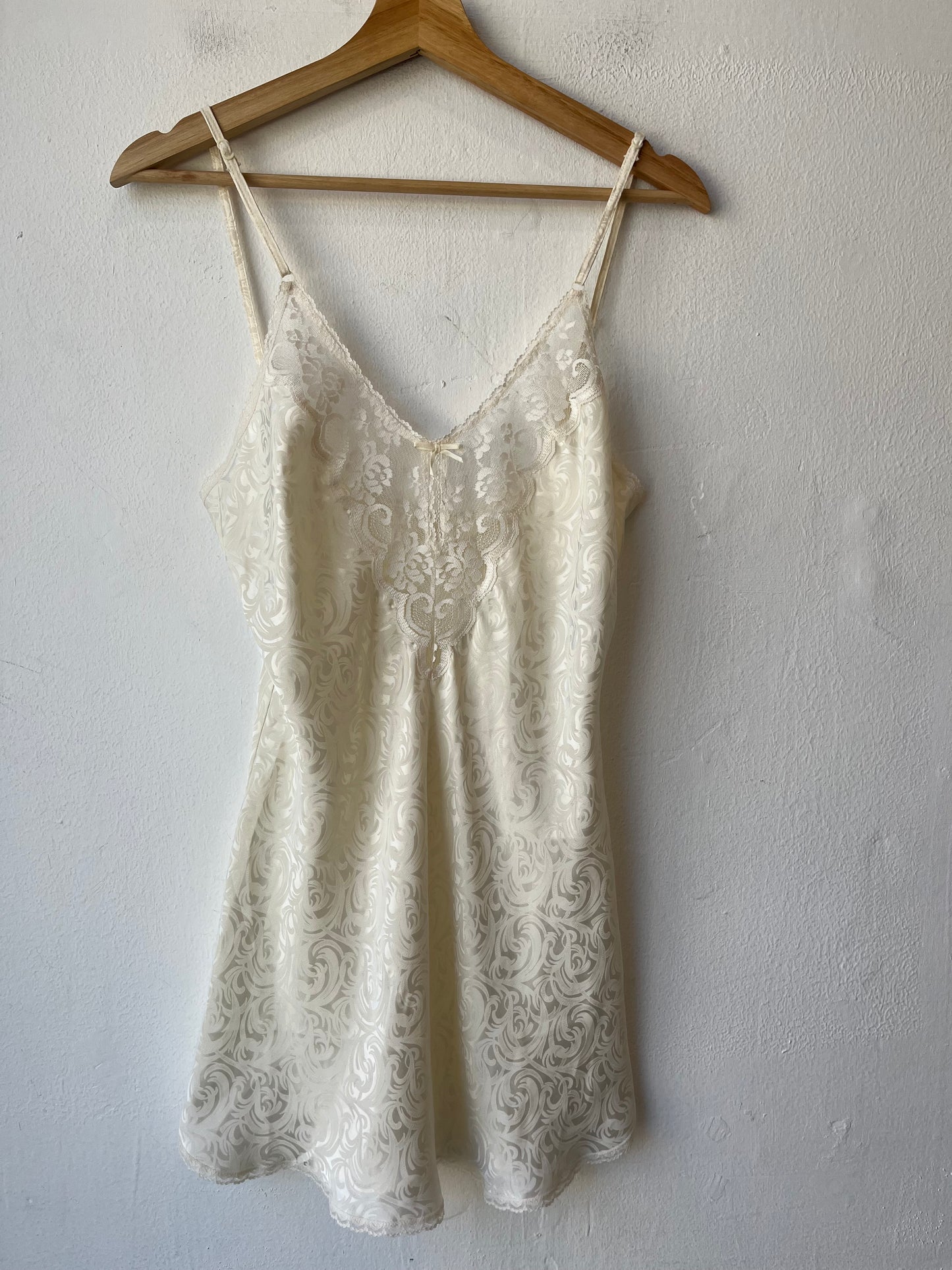 90's White Lace Slip Dress