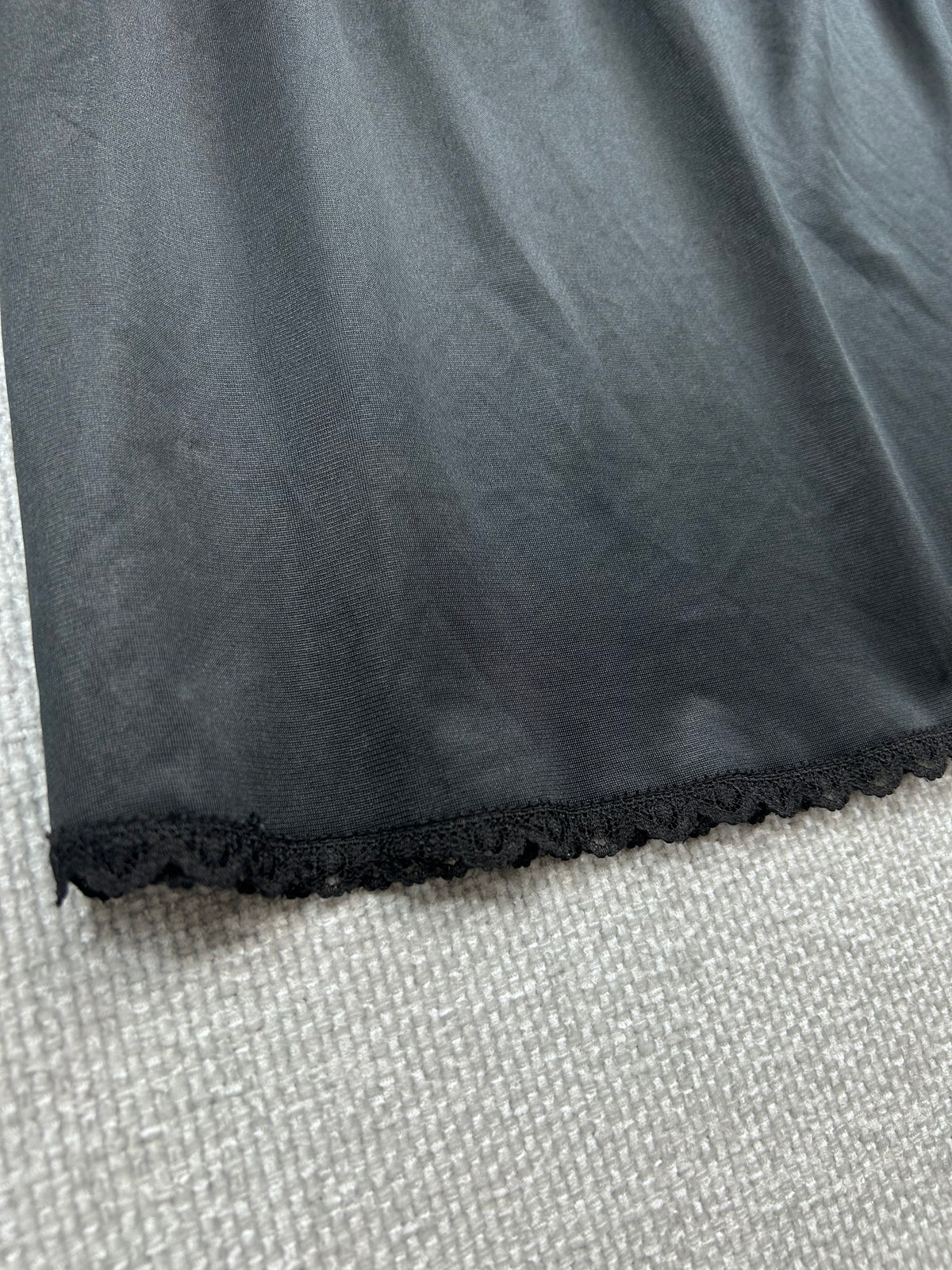 80's Black Slip Skirt 24-30"