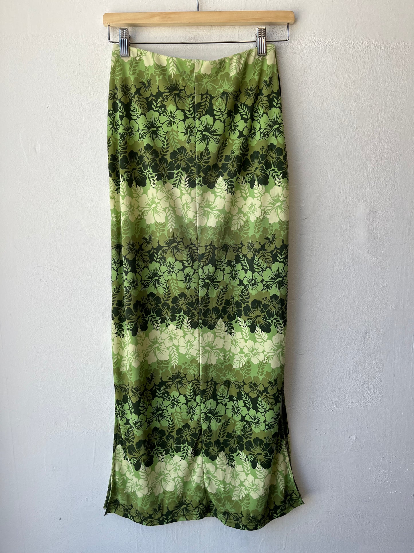 Y2K Slit Maxi Skirt 25-28"