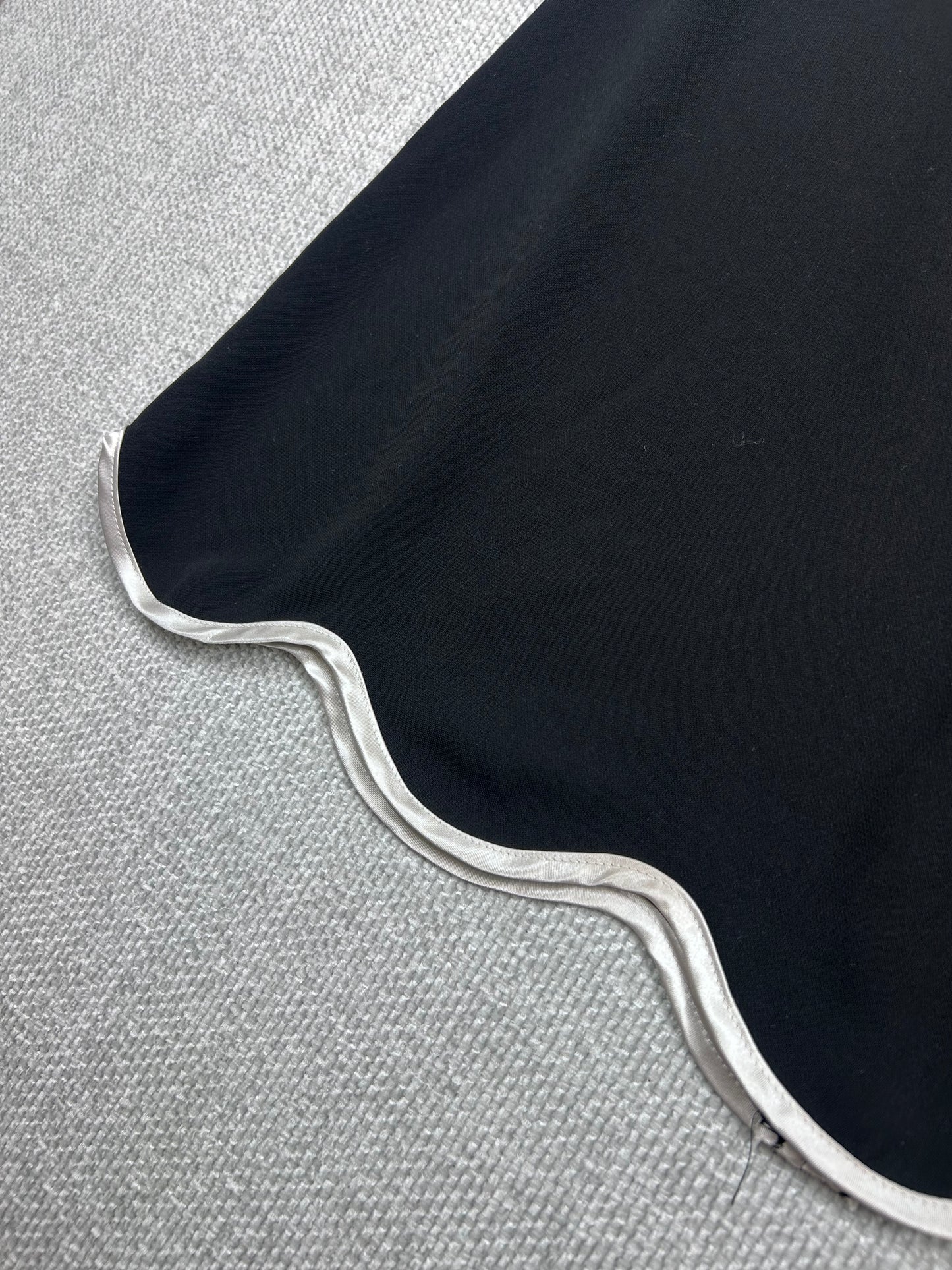 Y2K Scallop Trim Midi Skirt 29"