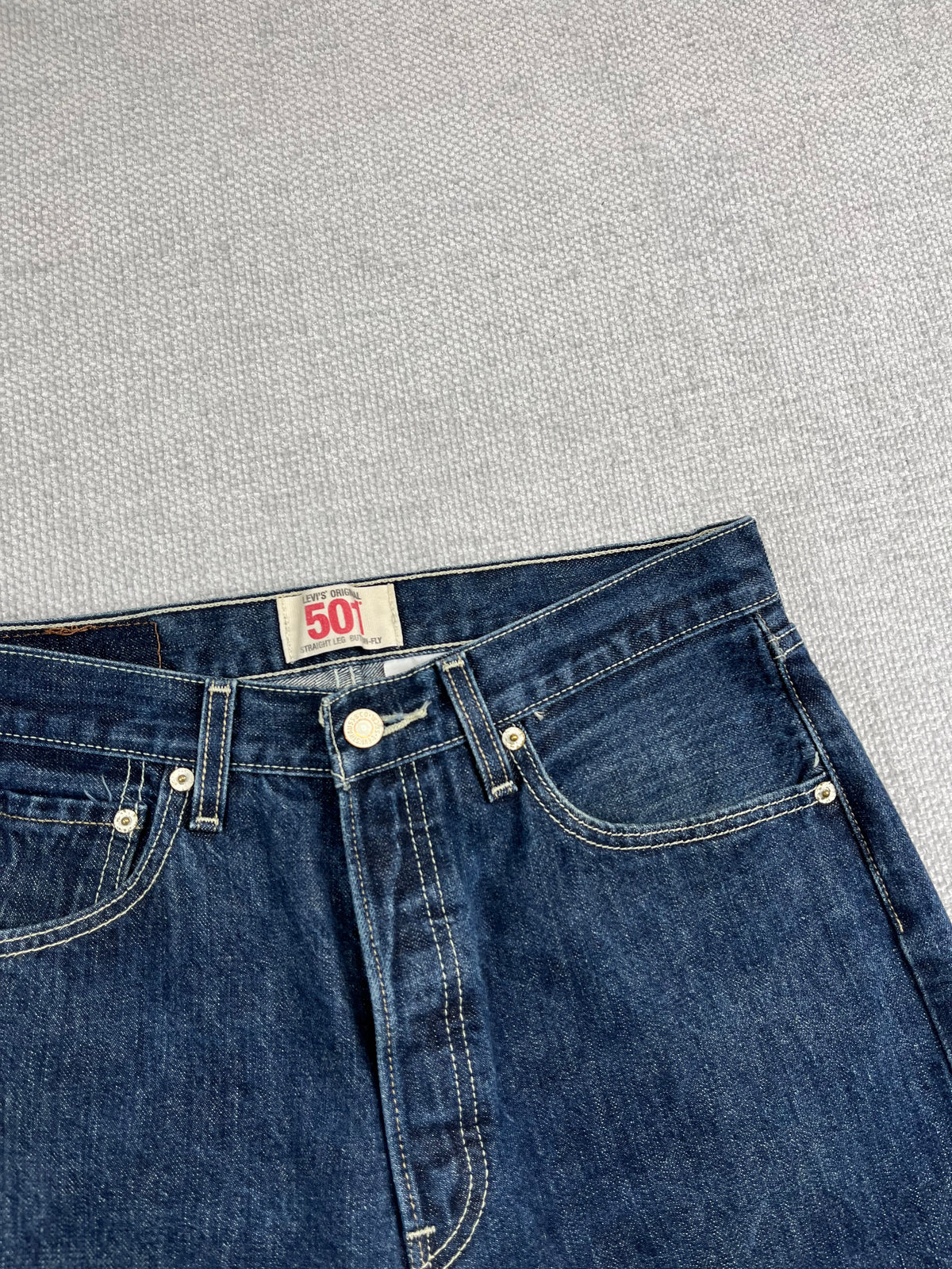 Y2K Levi's 501 29"