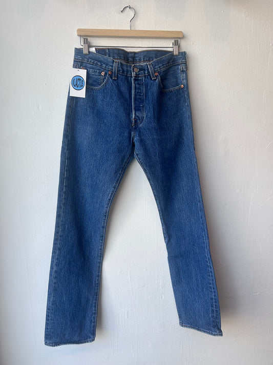 Y2K Levi’s 501 Jeans 30”