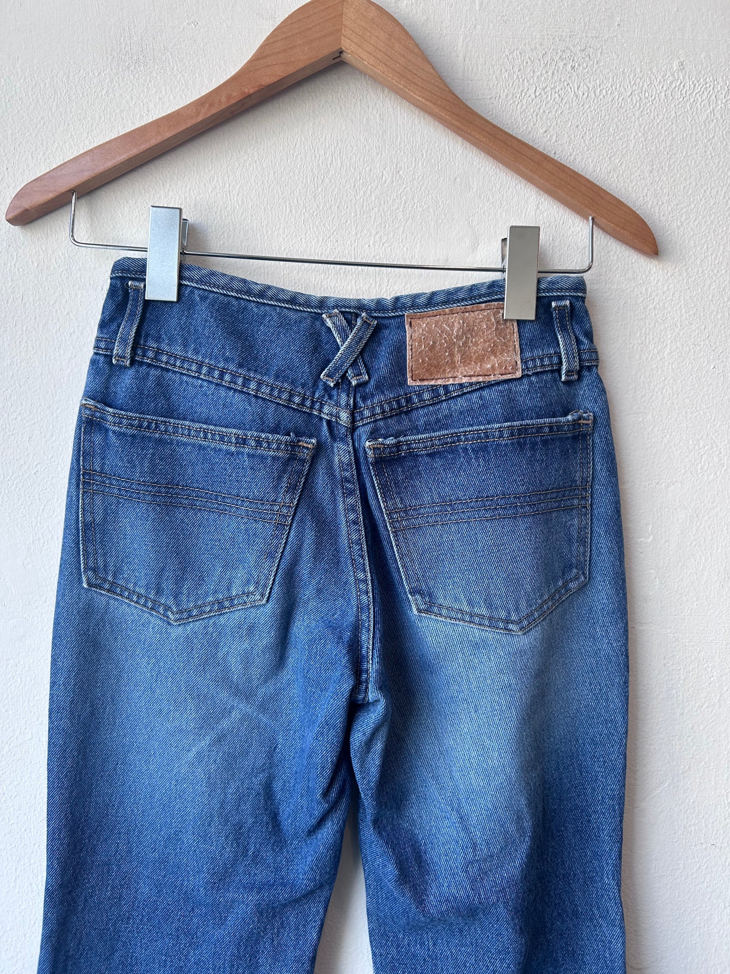 90’s High Rise Bell Bottom Jeans 25"