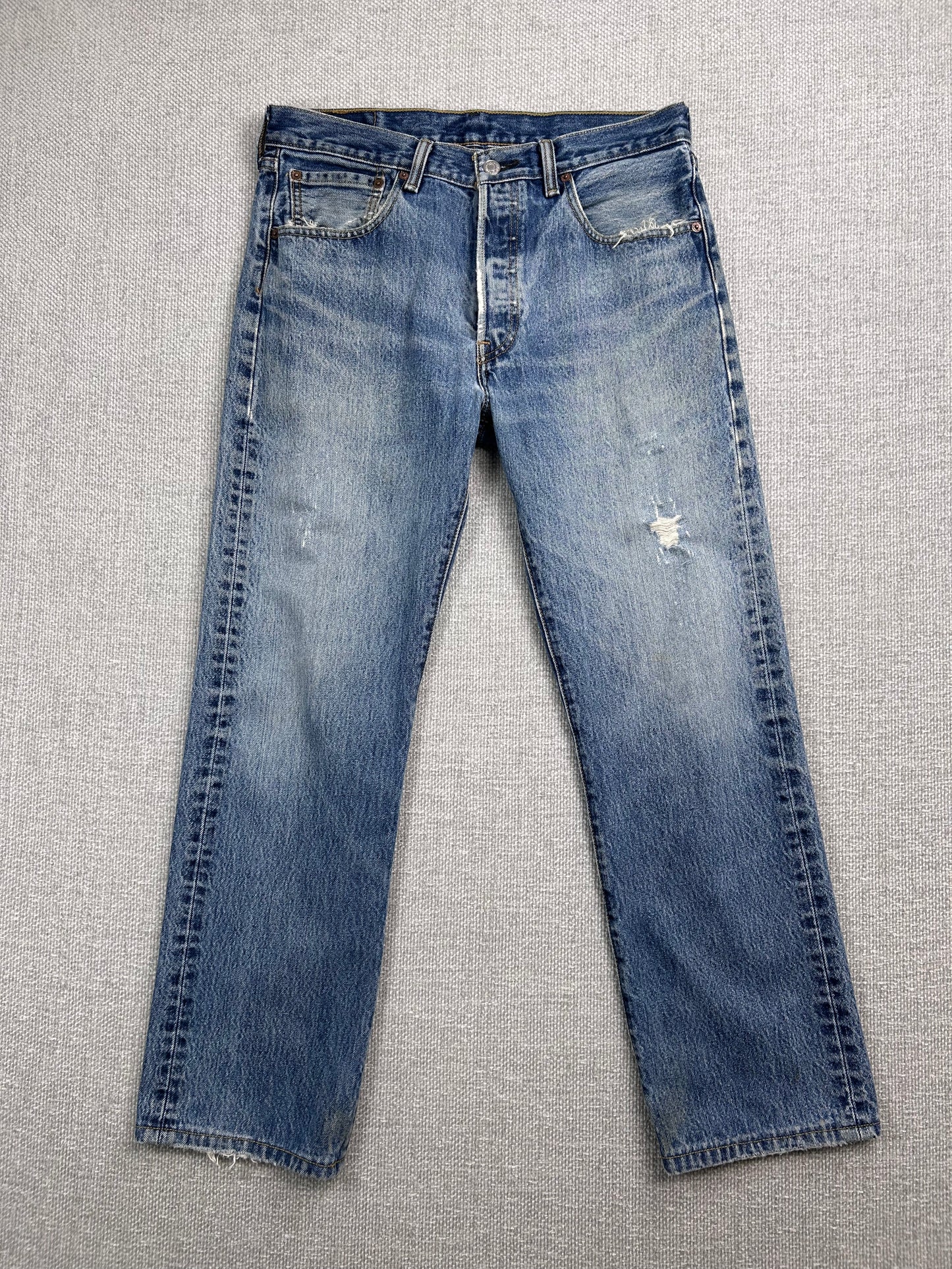 Y2K Levi's 501 Jeans 32"