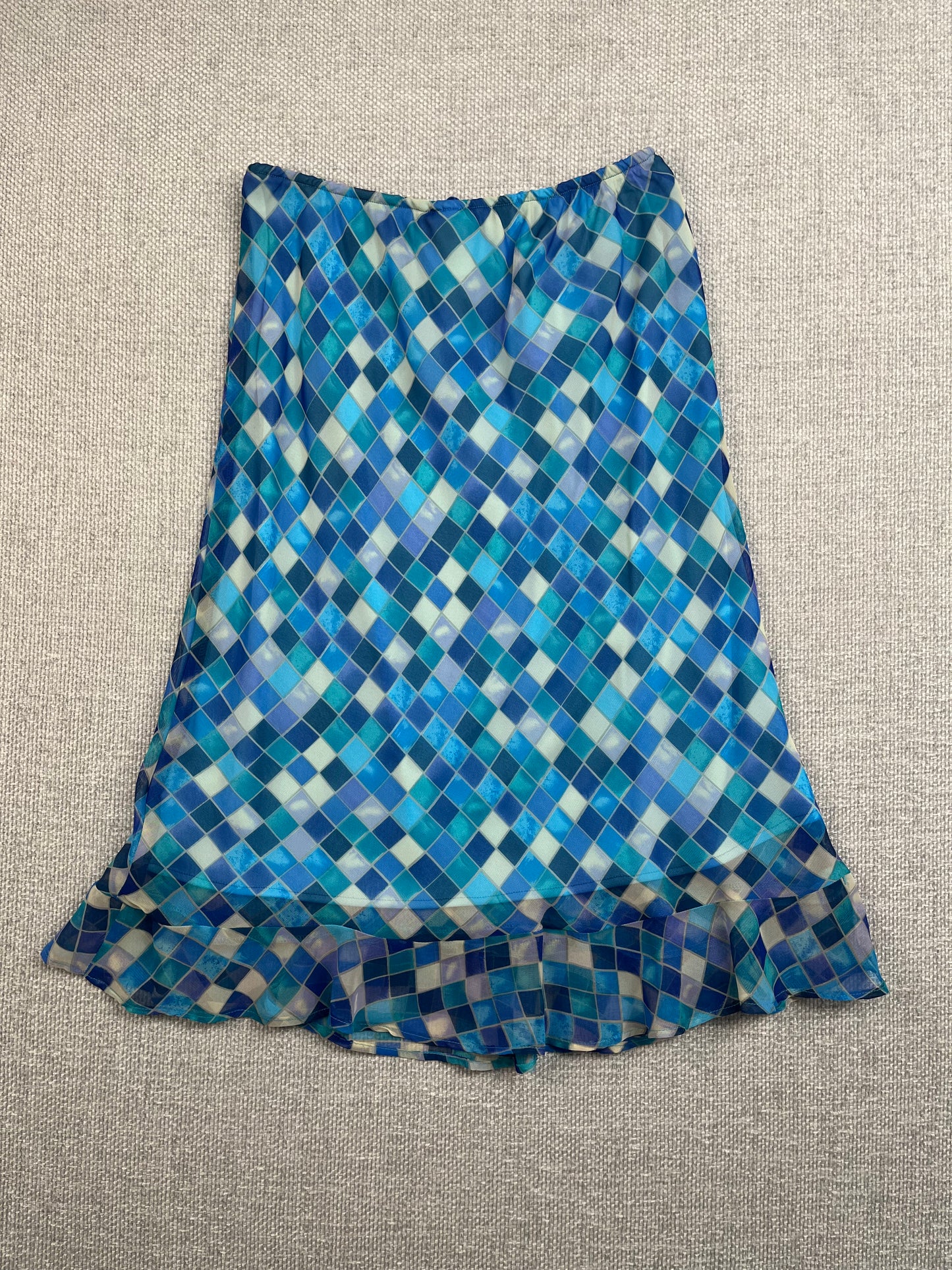 90’s Diamond Patterned Skirt 26-30”
