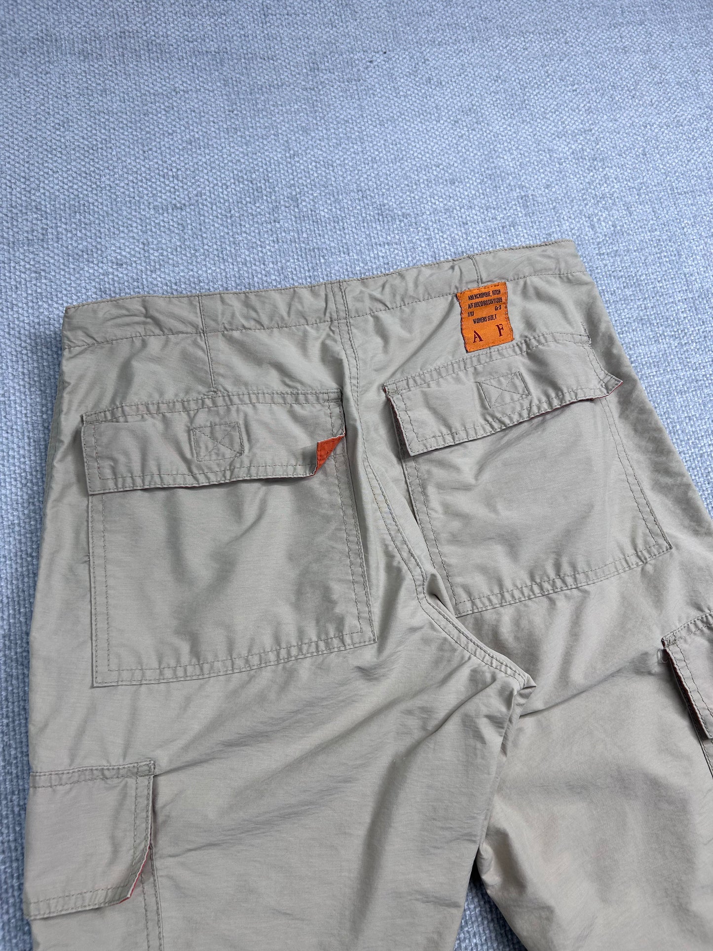 Y2K Abercrombie Cargo Pants 24- 27"
