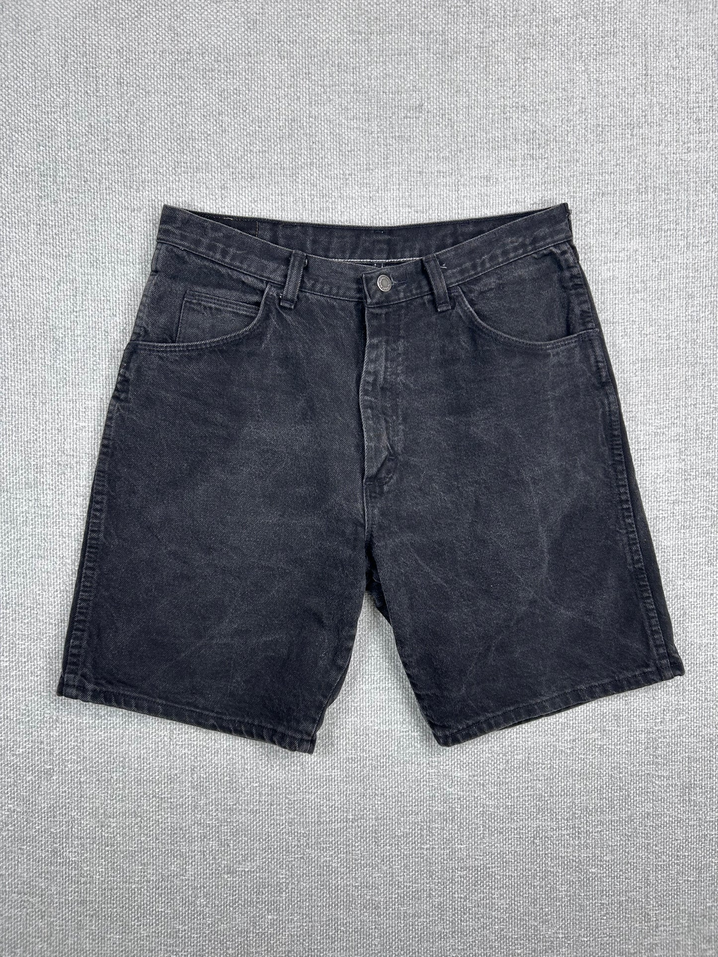 90's Wrangler Black Denim Shorts 32"