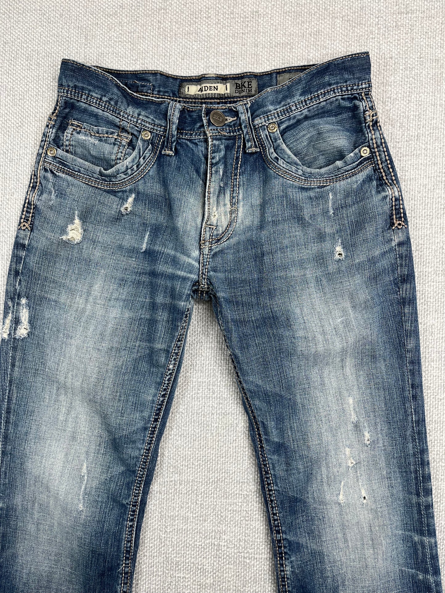 Y2K Flared Distressed Jeans 30"