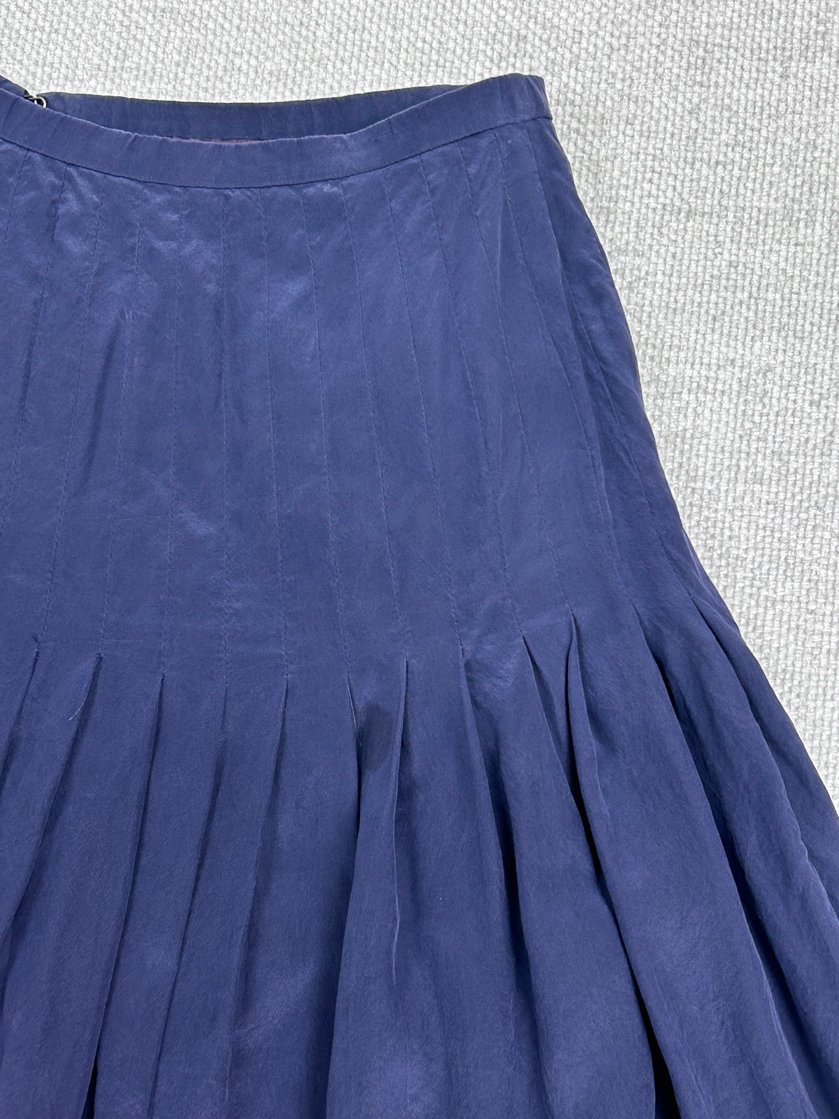 90's Silk Skirt 25"