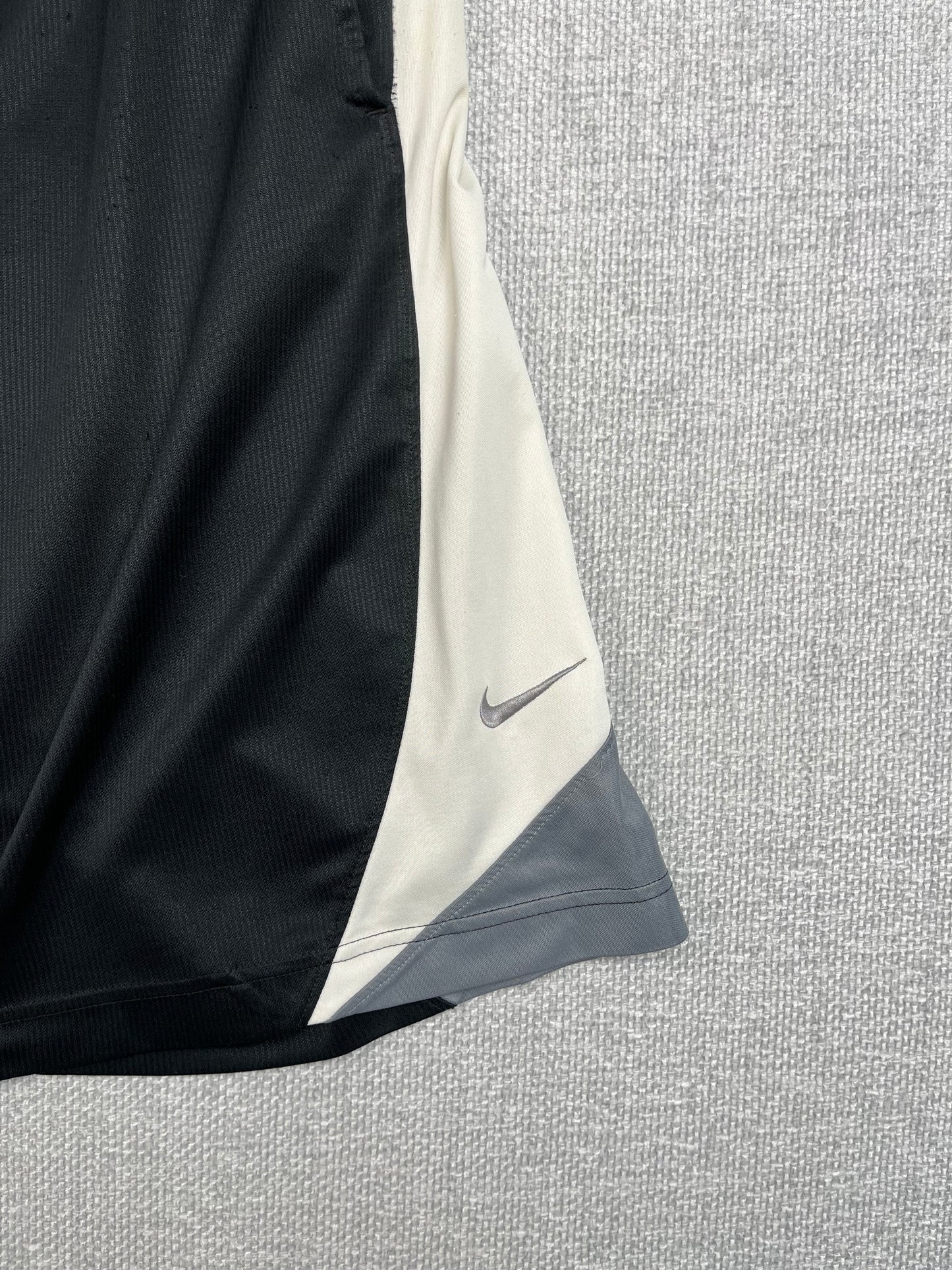Y2K Nike Basketball Shorts 28-36"