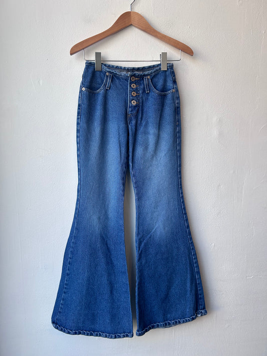 90’s High Rise Bell Bottom Jeans 25"