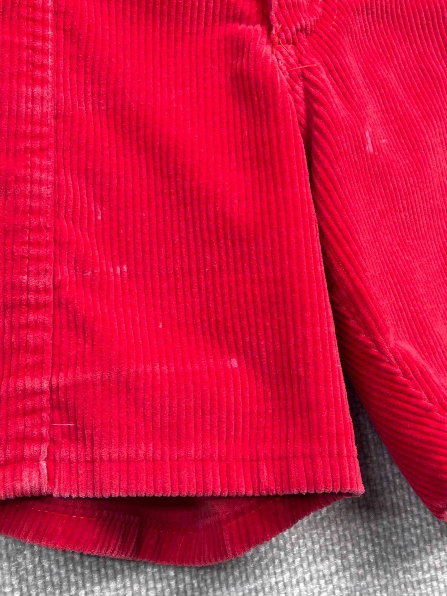 90's Op Red Corduroy Shorts 30-34"