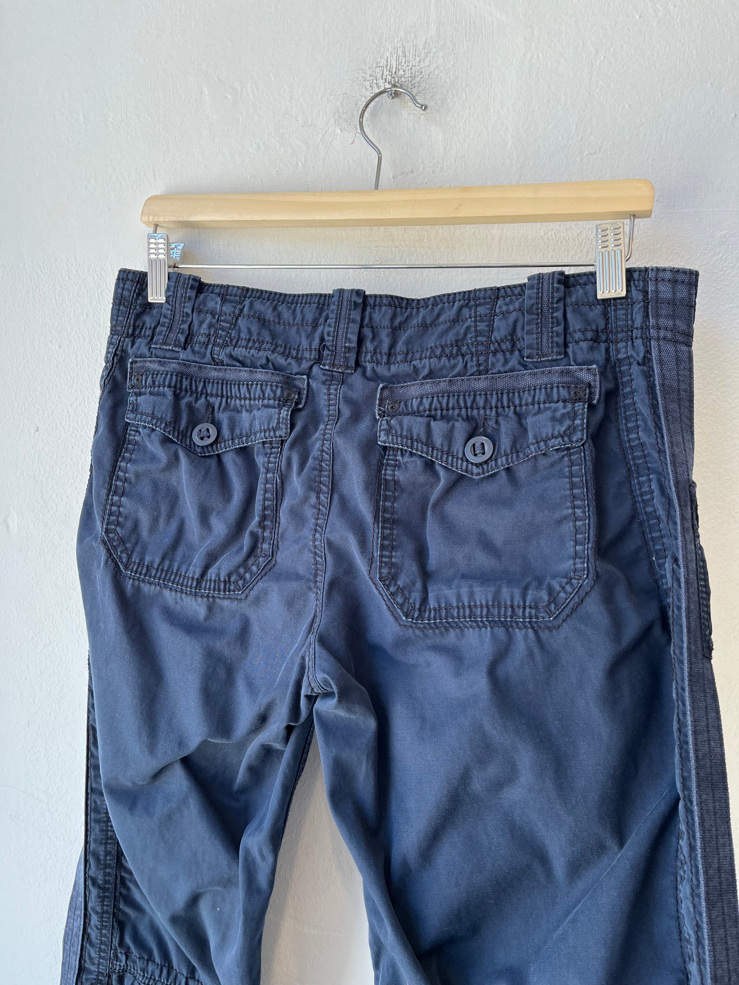 Y2K Navy Cargo Pants 28-31"