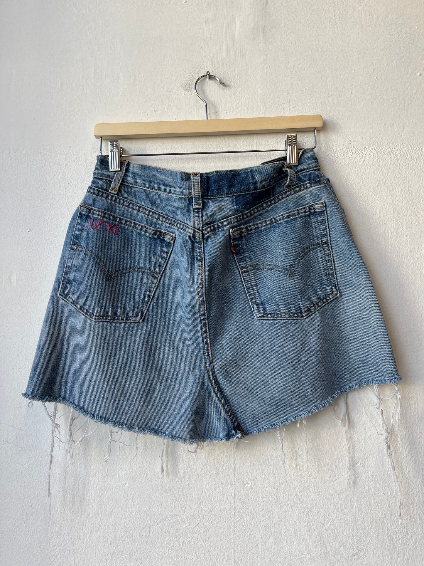 90's Levi’s Denim Skirt 28"