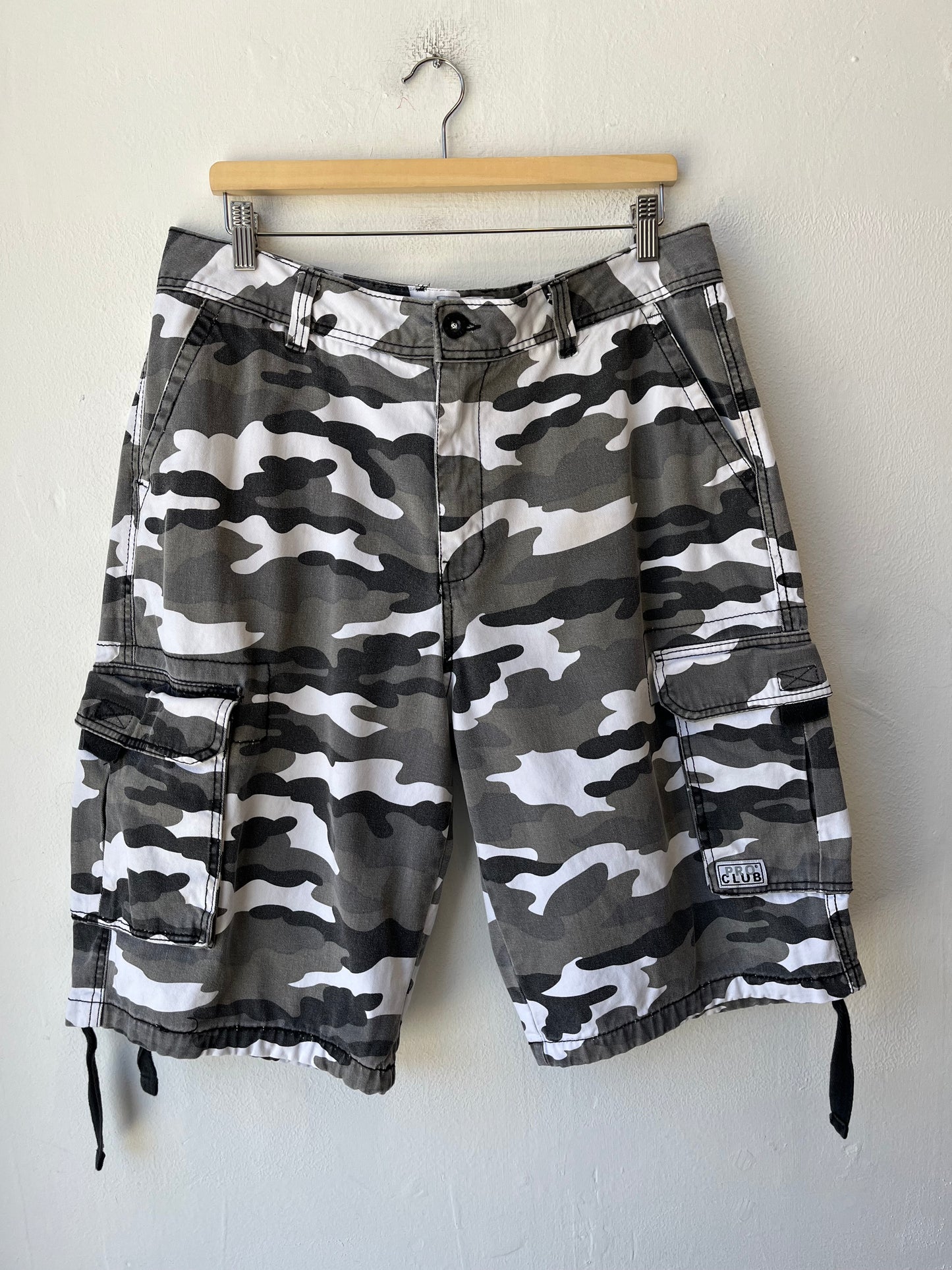 Y2K Snow Camo Cargo Shorts 35"