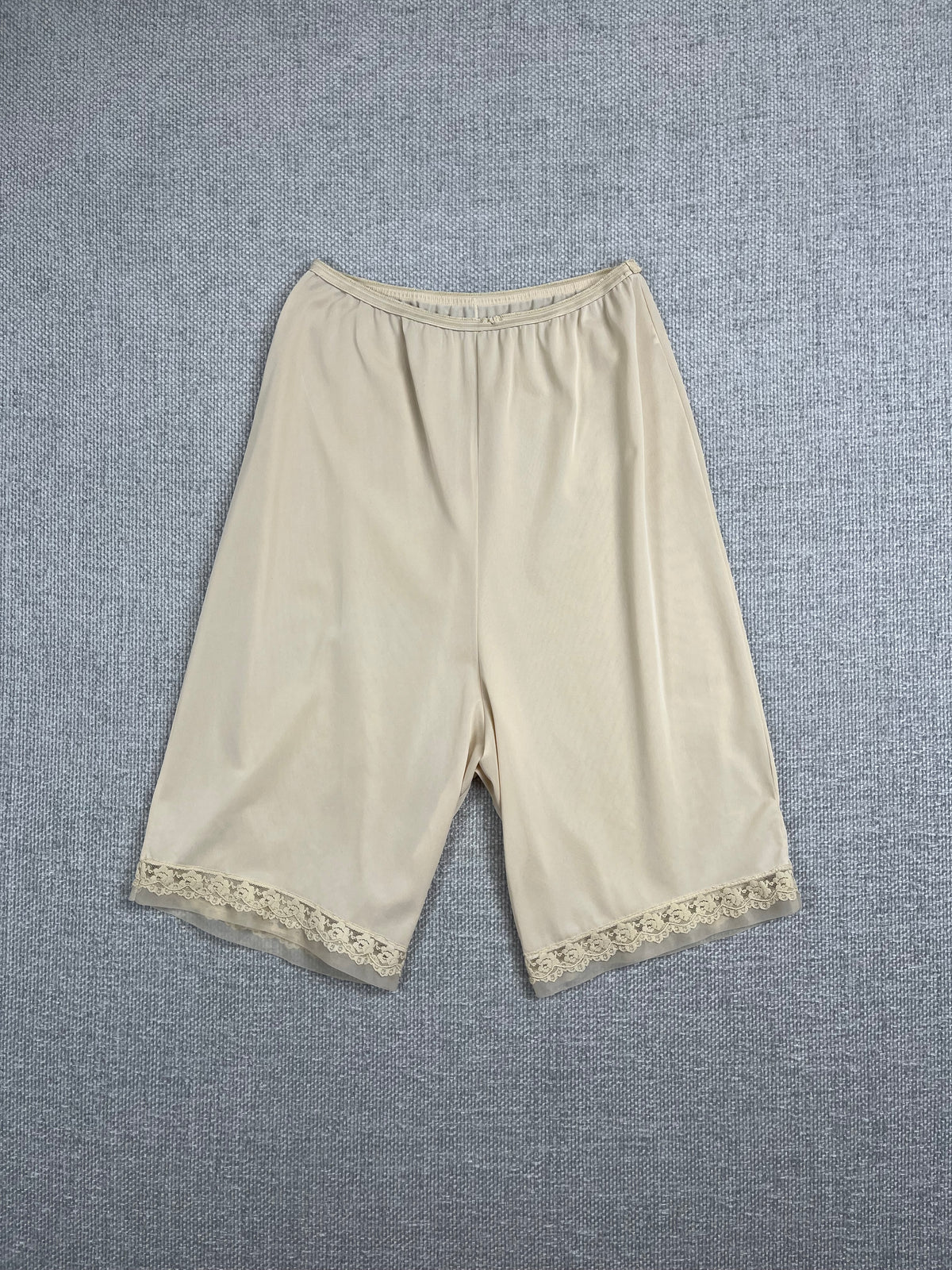 80's Lace Slip Shorts 24-29"