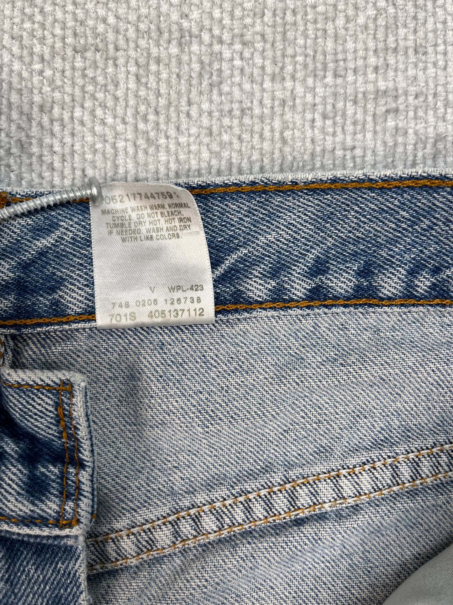 Y2K Levi's 517 31"