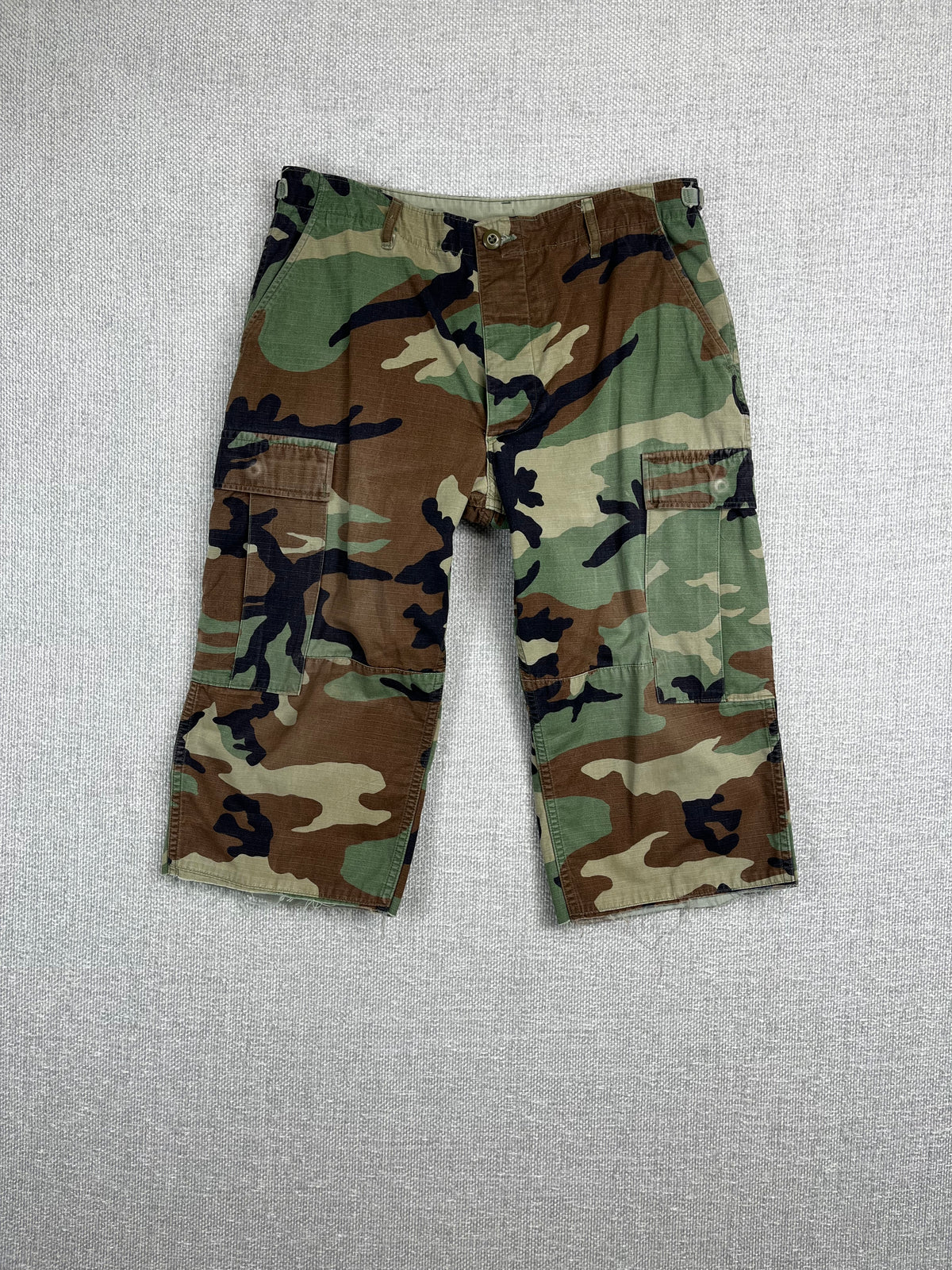 2001 Camo Cutoff Shorts 28-33"