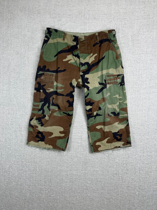2001 Camo Cutoff Shorts 28-33"