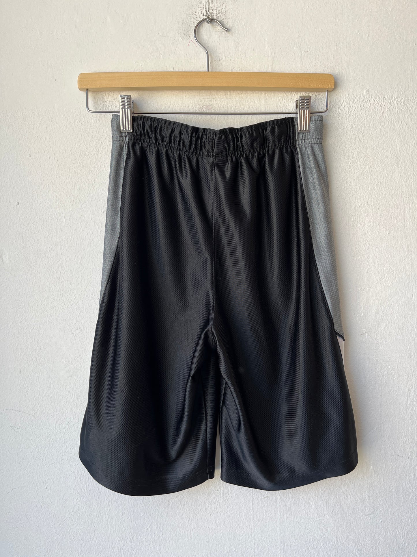Y2K Nike Basketball Shorts 24- 29"