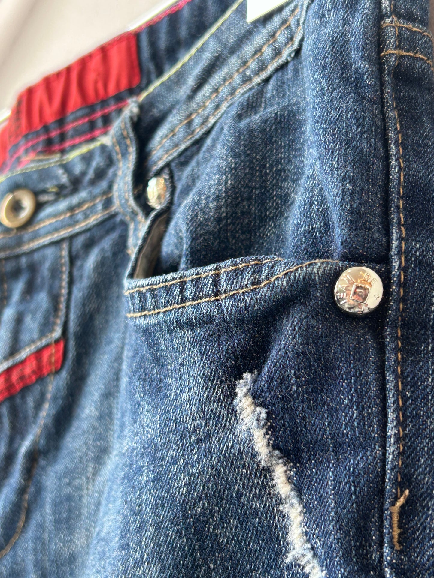 Y2K Girbaud Low Rise Jeans 29-31”