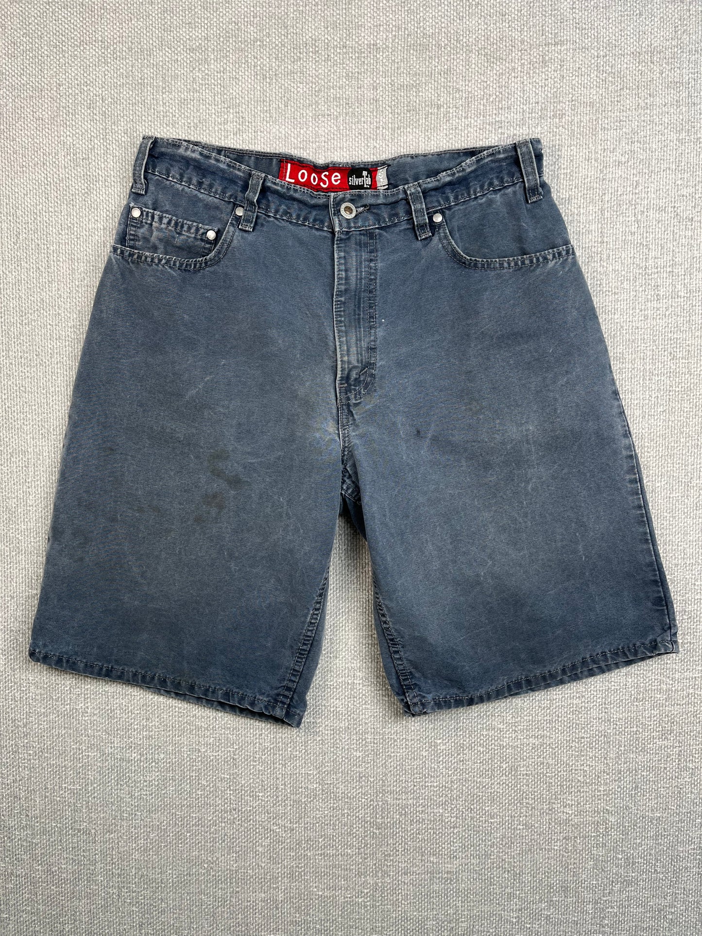 90's Levi's Silver Tab Baggy Shorts 31"