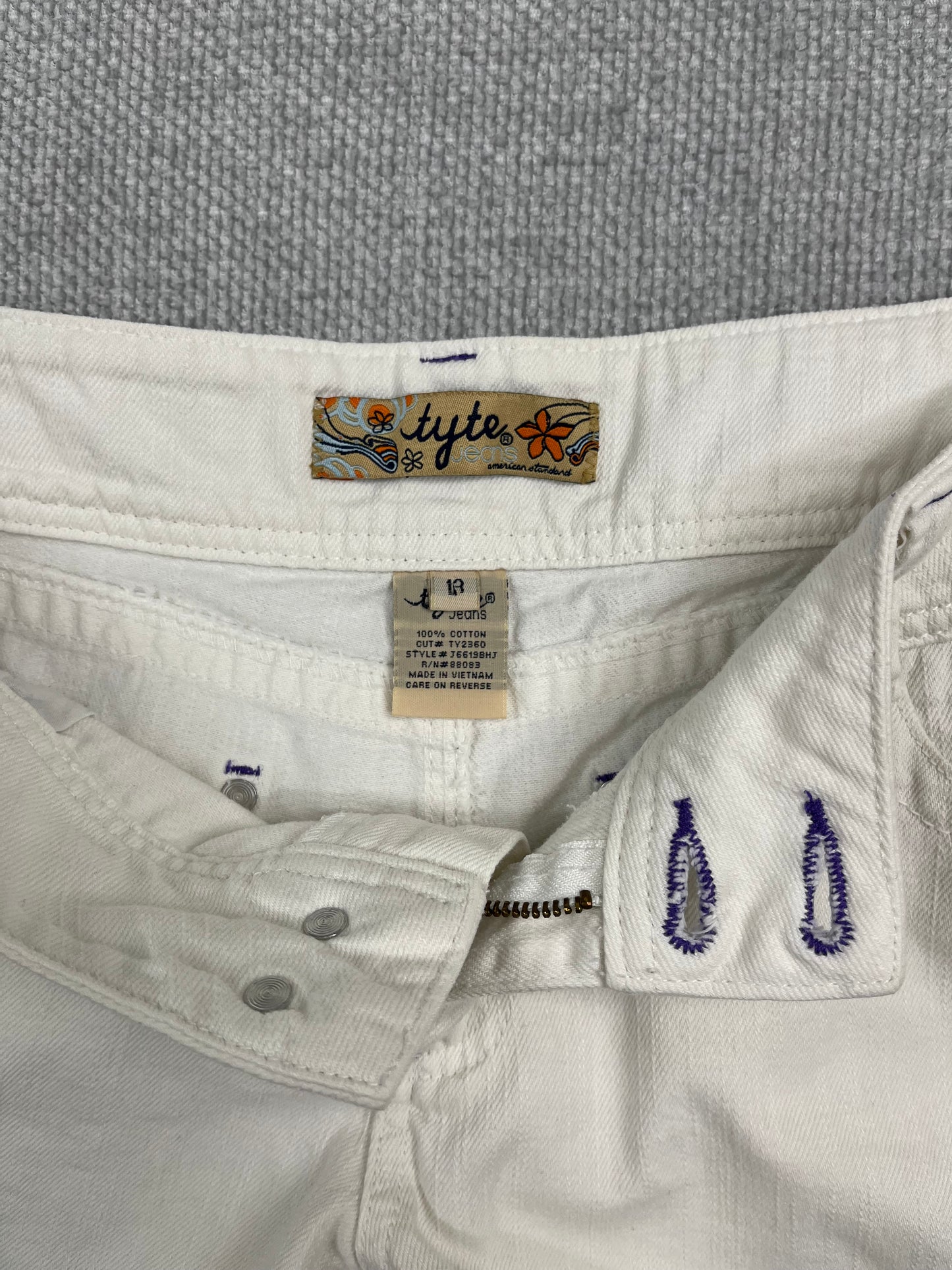 Y2K White Denim Mini Shorts 32"