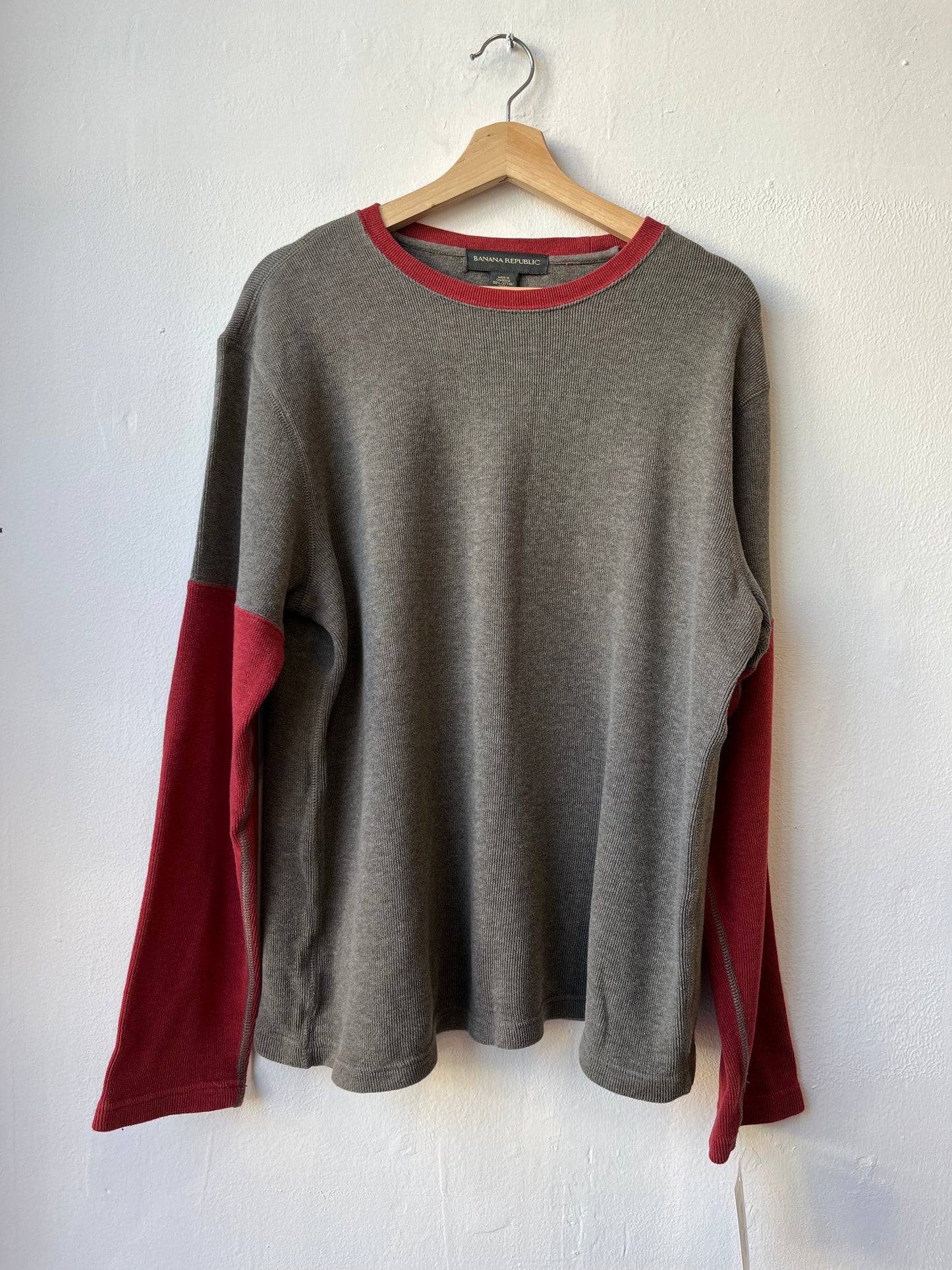 Y2K Red/Gray Sweater