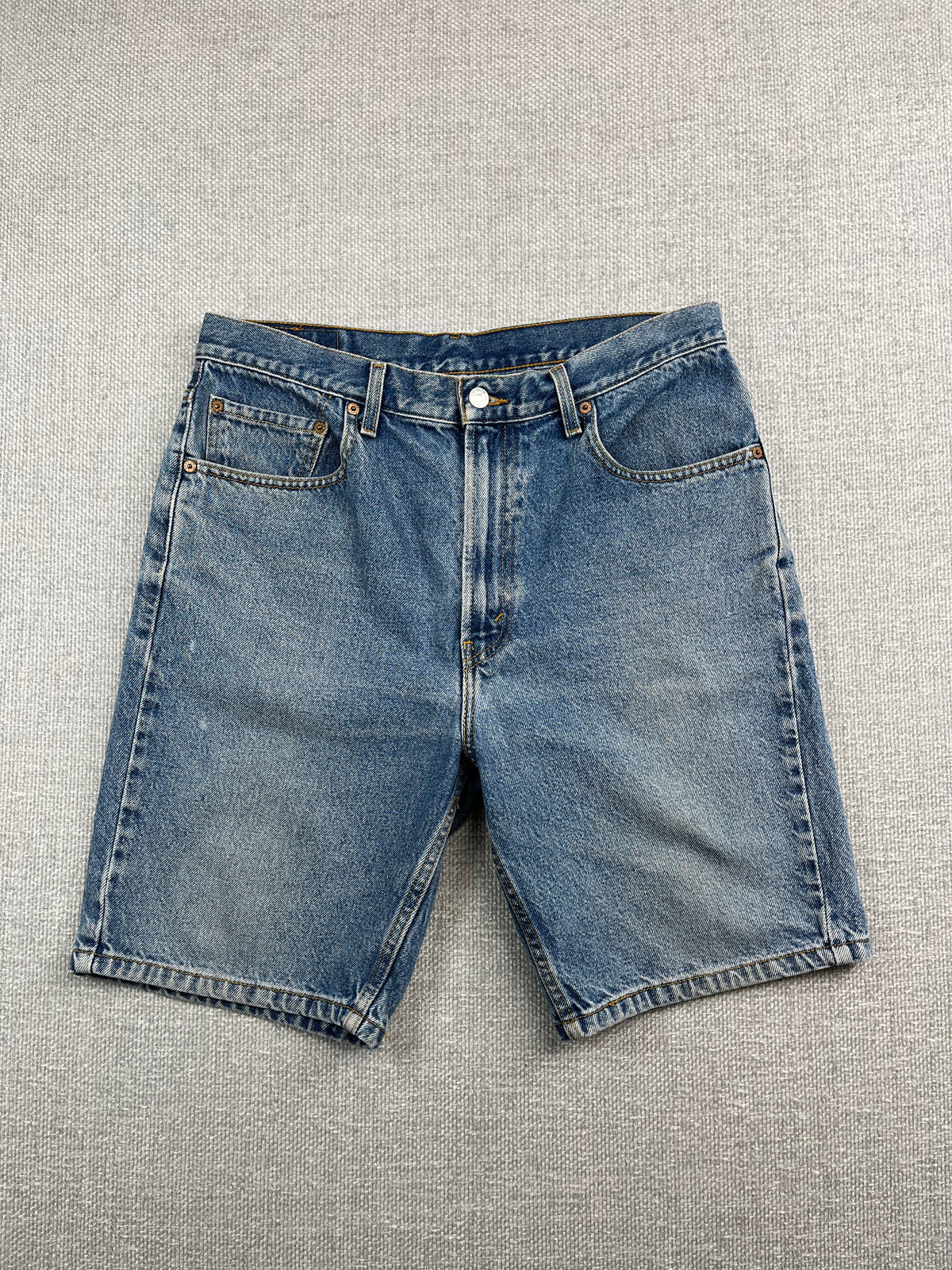 90's Levi's 505 Denim Shorts 32"