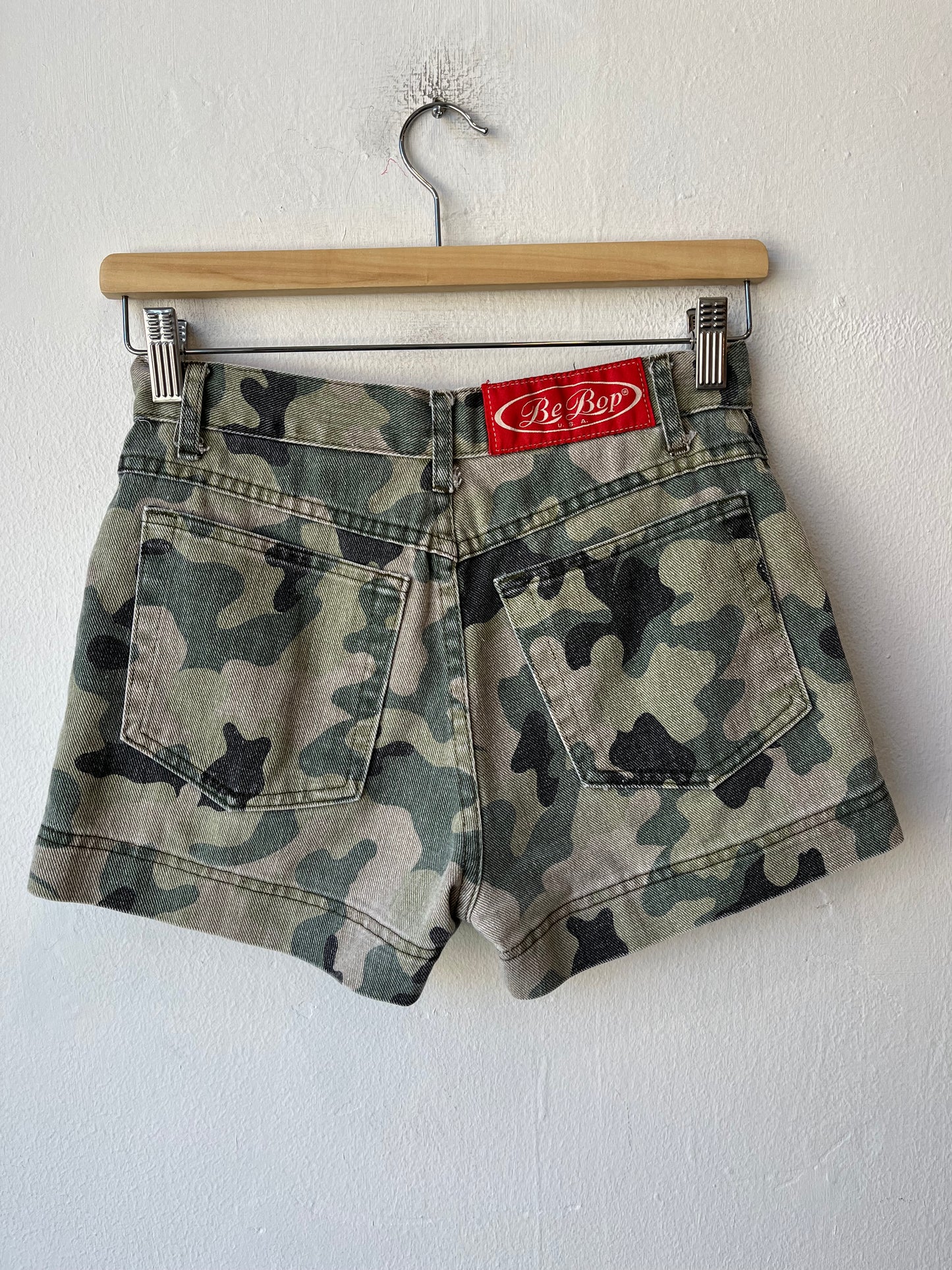 90’s Camo Mini Shorts 26”