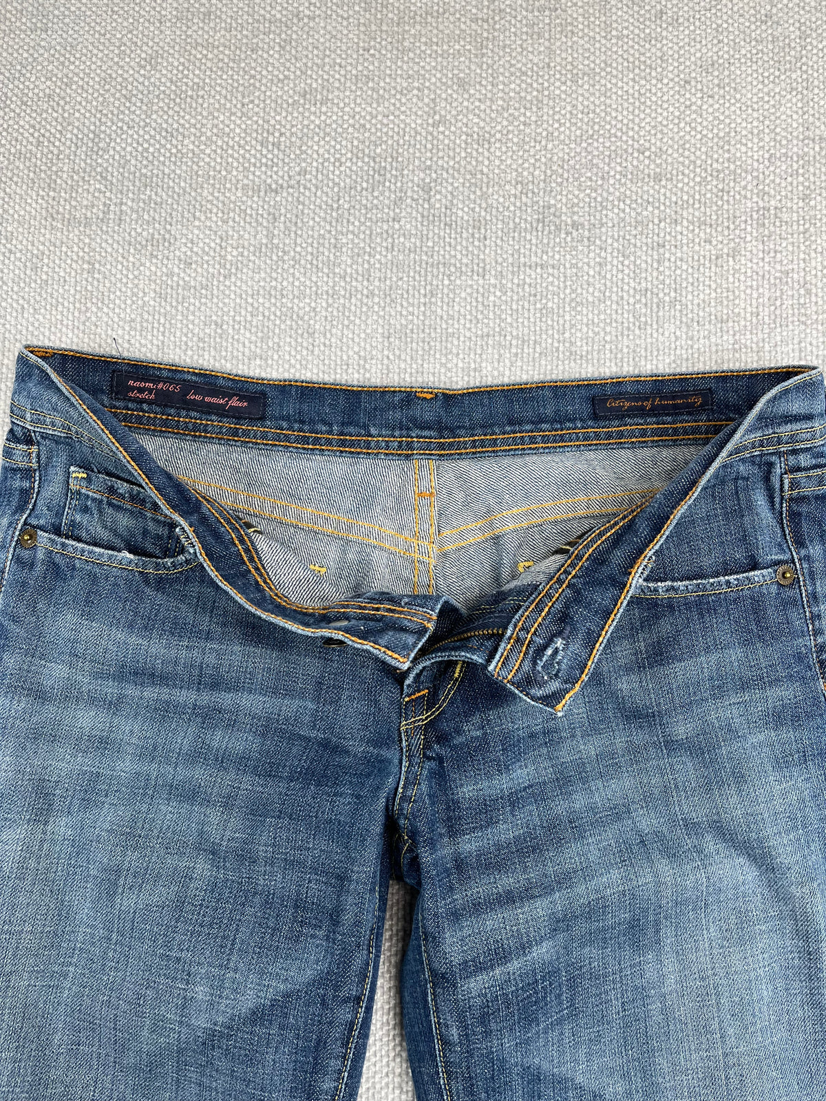 Y2K Low Rise Flare Jeans 31"