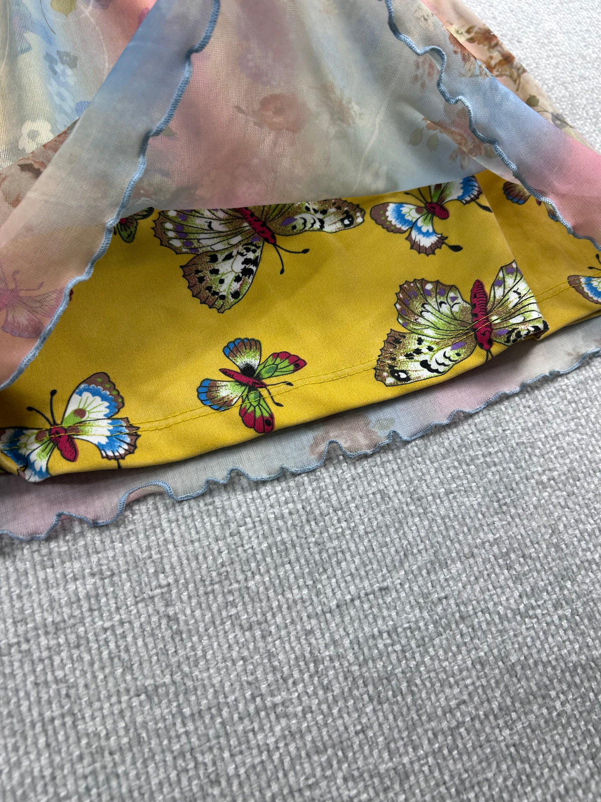 90's Mesh Floral Skirt 22-26"