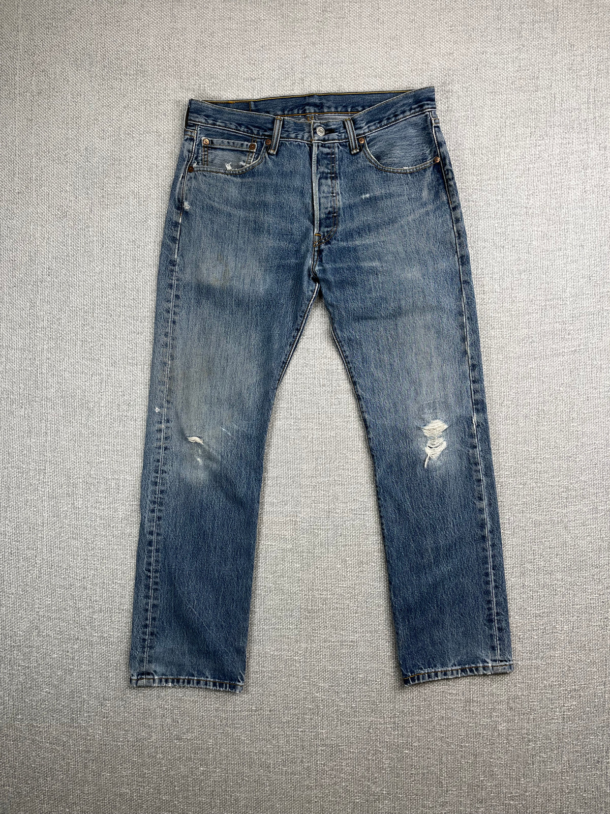 Y2K Levi's 501 Jeans 32"