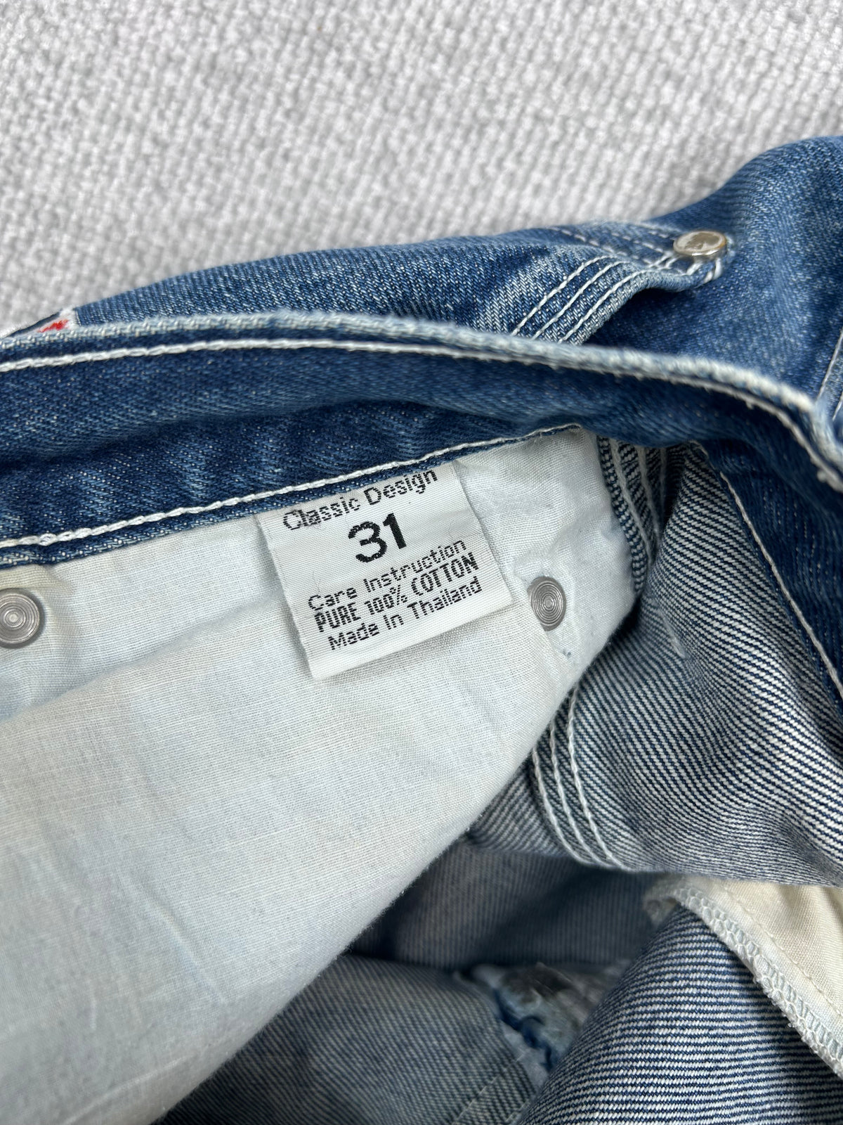 Y2K Baggy Denim Shorts 32"