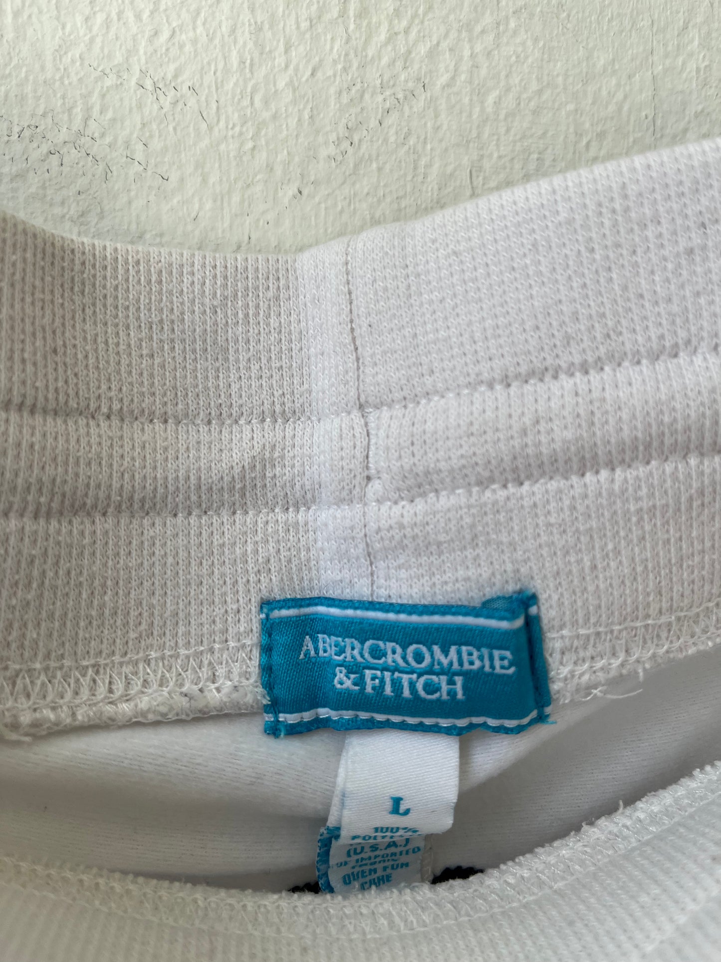 Y2K Abercrombie White Capri Pants 31-34"