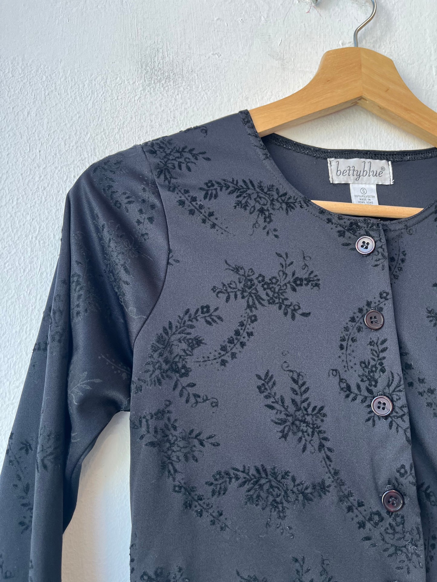 90's Black Embroidered Shirt