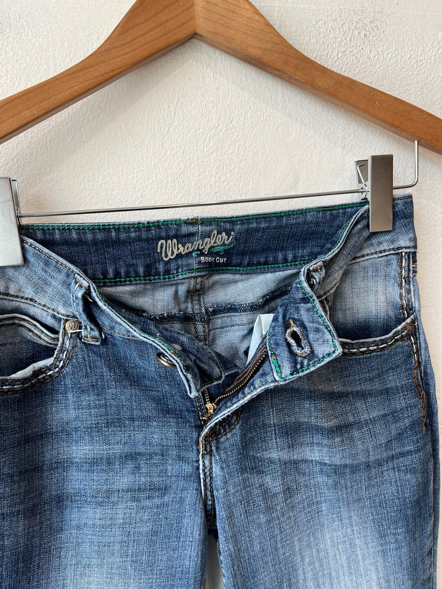 Y2K Wrangler Bootcut Jeans 27"