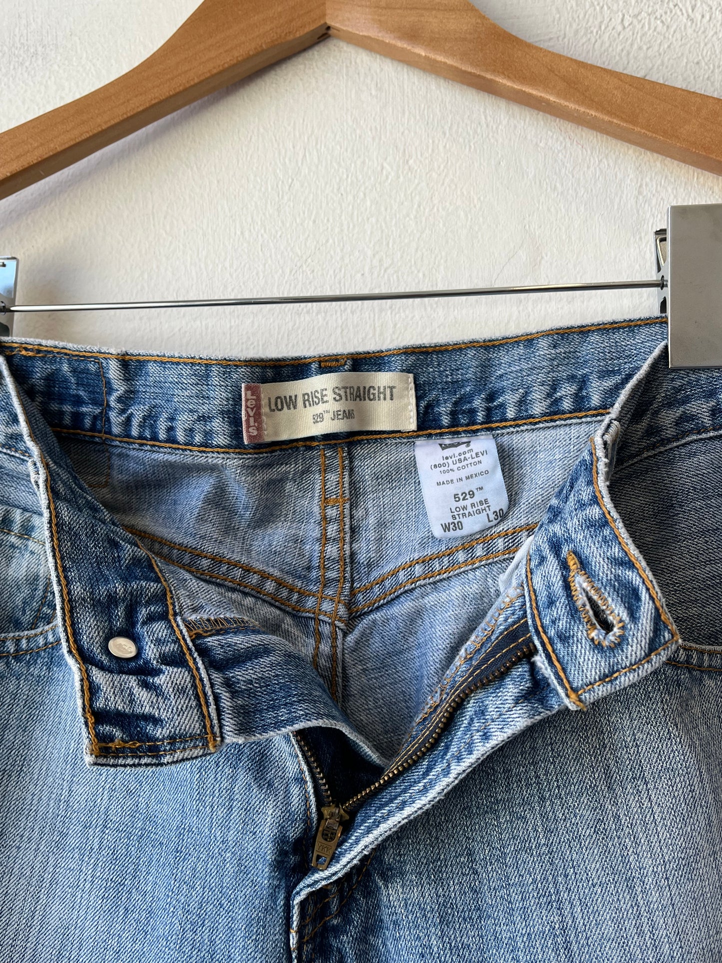 Y2K Levi's 529 Jeans 31”