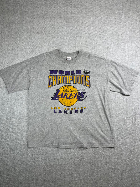2001 Lakers NBA Finals T-Shirt